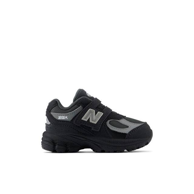 Unisex кроссовки New Balance 2002 Günlük Kullanim I20023TB для бега