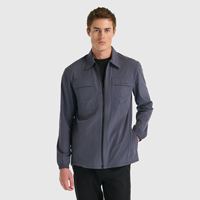 Мужская куртка New Balance MNJ3548 Antrasit Yelek