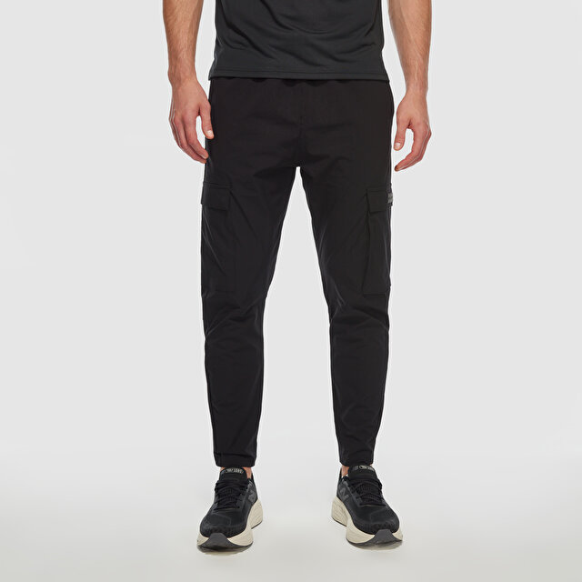 Мужские спортивные штаны New Balance MNP3423
