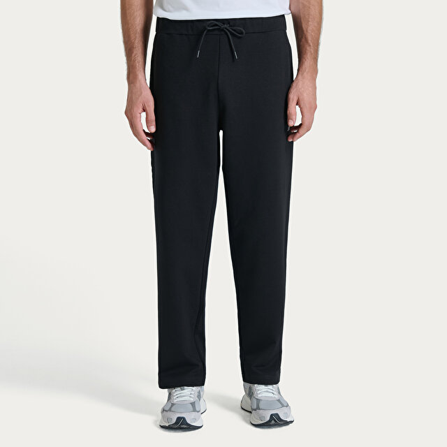 Мужские спортивные штаны New Balance MNP3646 на каждый день