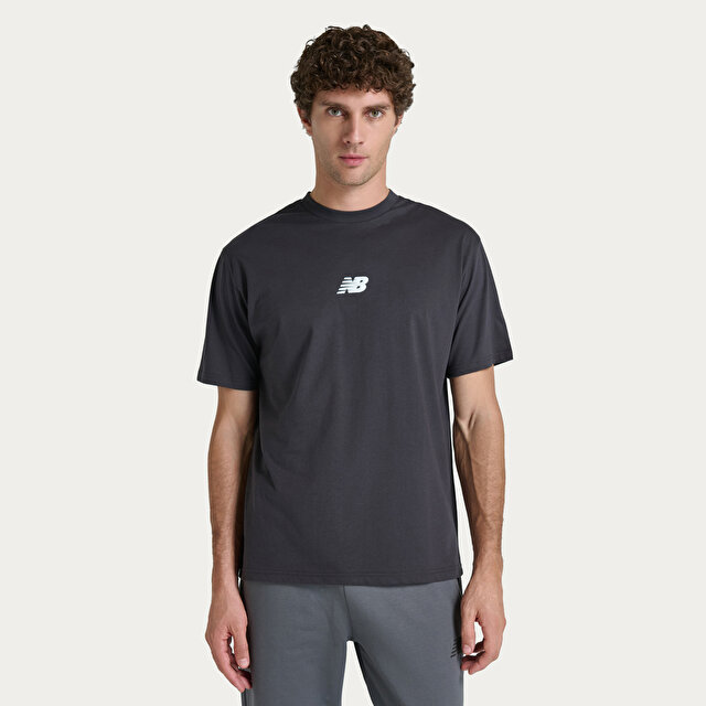 Мужская футболка New Balance MNT1642 Antrasit на каждый день