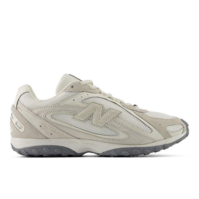 Unisex кроссовки New Balance 204 Günlük Giyim U204LCCB для бега