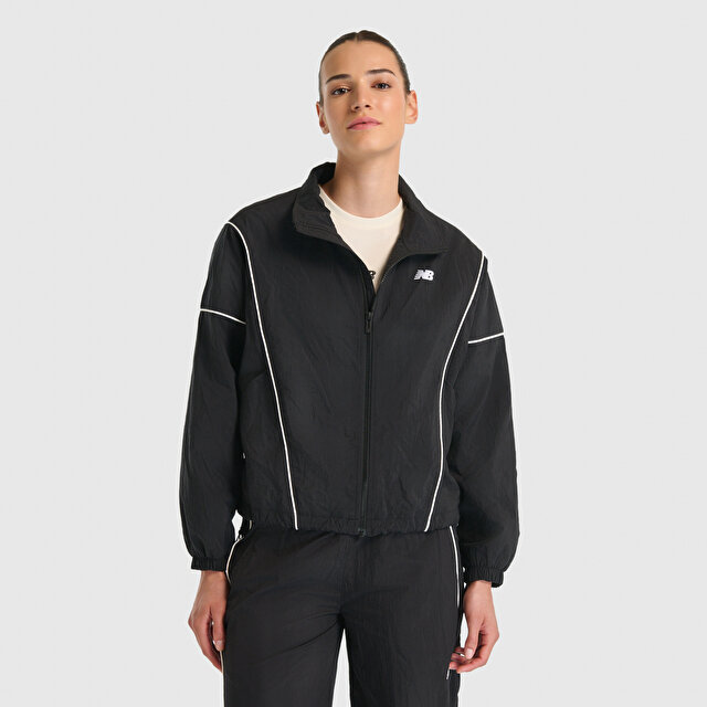 Женская куртка New Balance WNJ3542 Yelek на каждый день