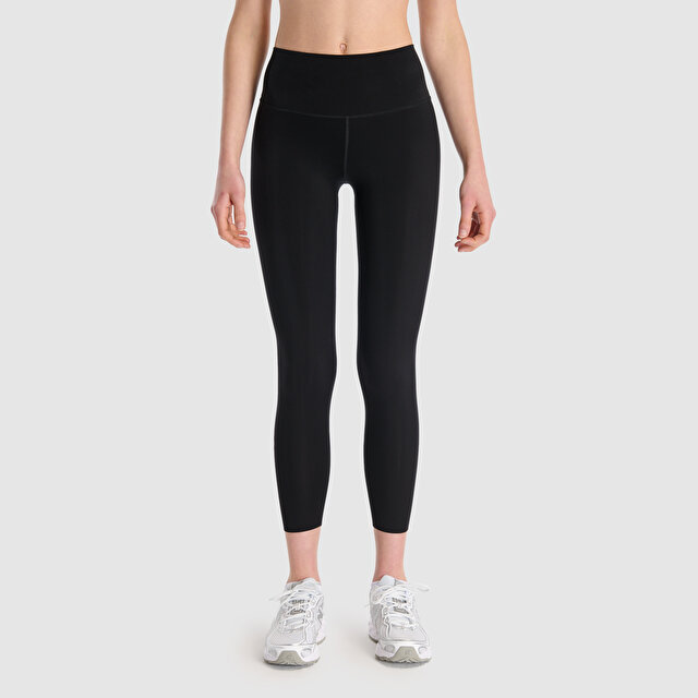 Женские тайтсы New Balance WNP1534 Tayt для тренировок
