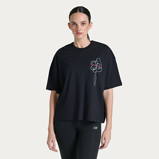 Женская футболка New Balance WNT3628 на каждый день