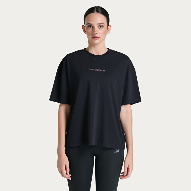 Женская футболка New Balance WNT3630 на каждый день