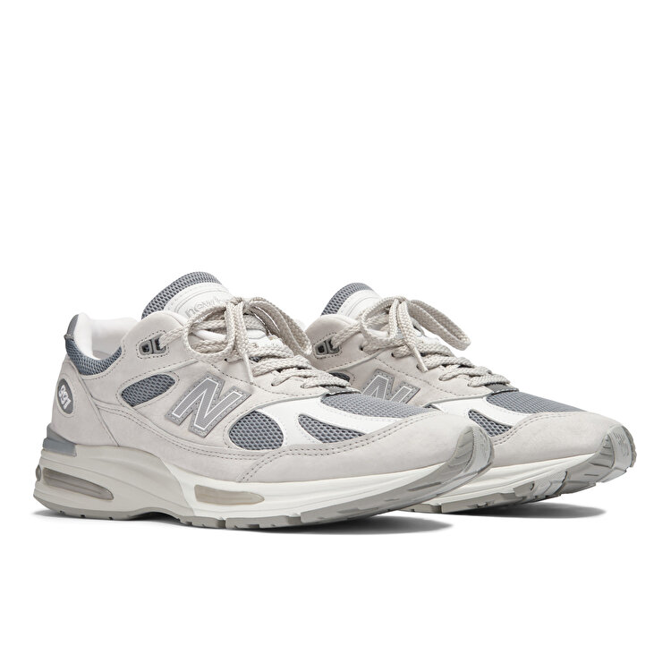 【新品未使用】Mary logo ribbon tank（gray） New Balance 991v2 Gri Unisex Günlük Giyim - Newbalance