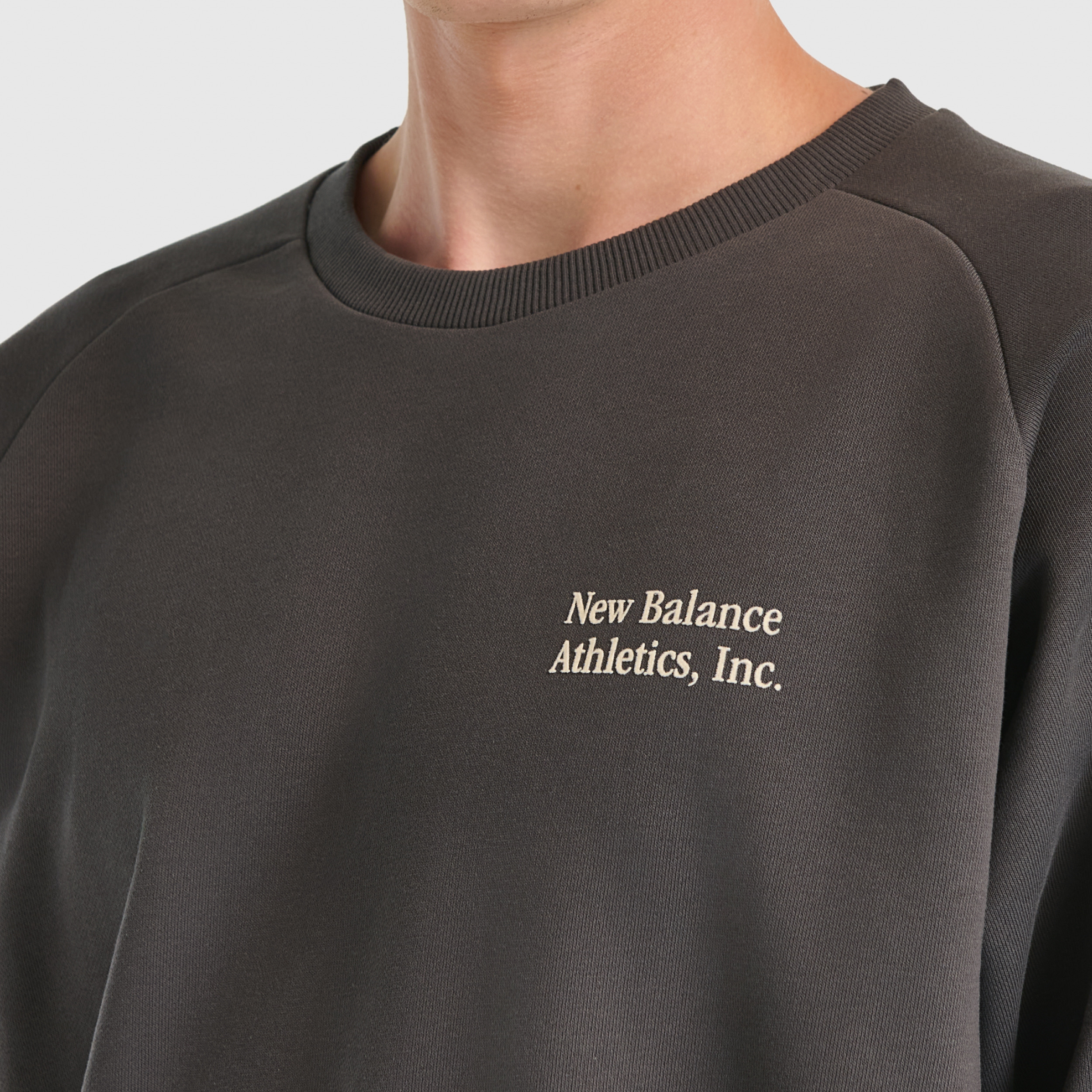 New Balance MNC3522 Antrasit Erkek Sweatshirt görsel 4