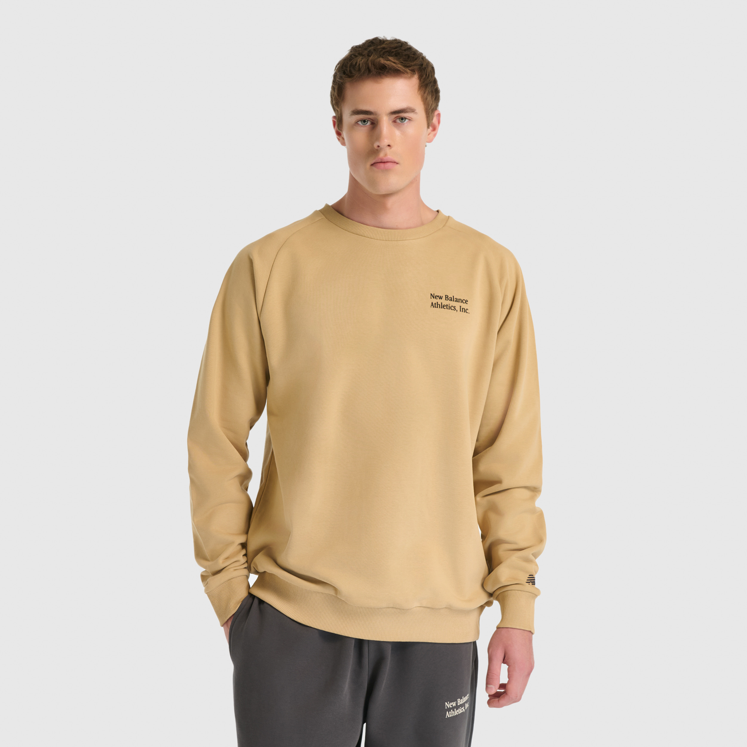 New Balance MNC3522 Bej Erkek Sweatshirt