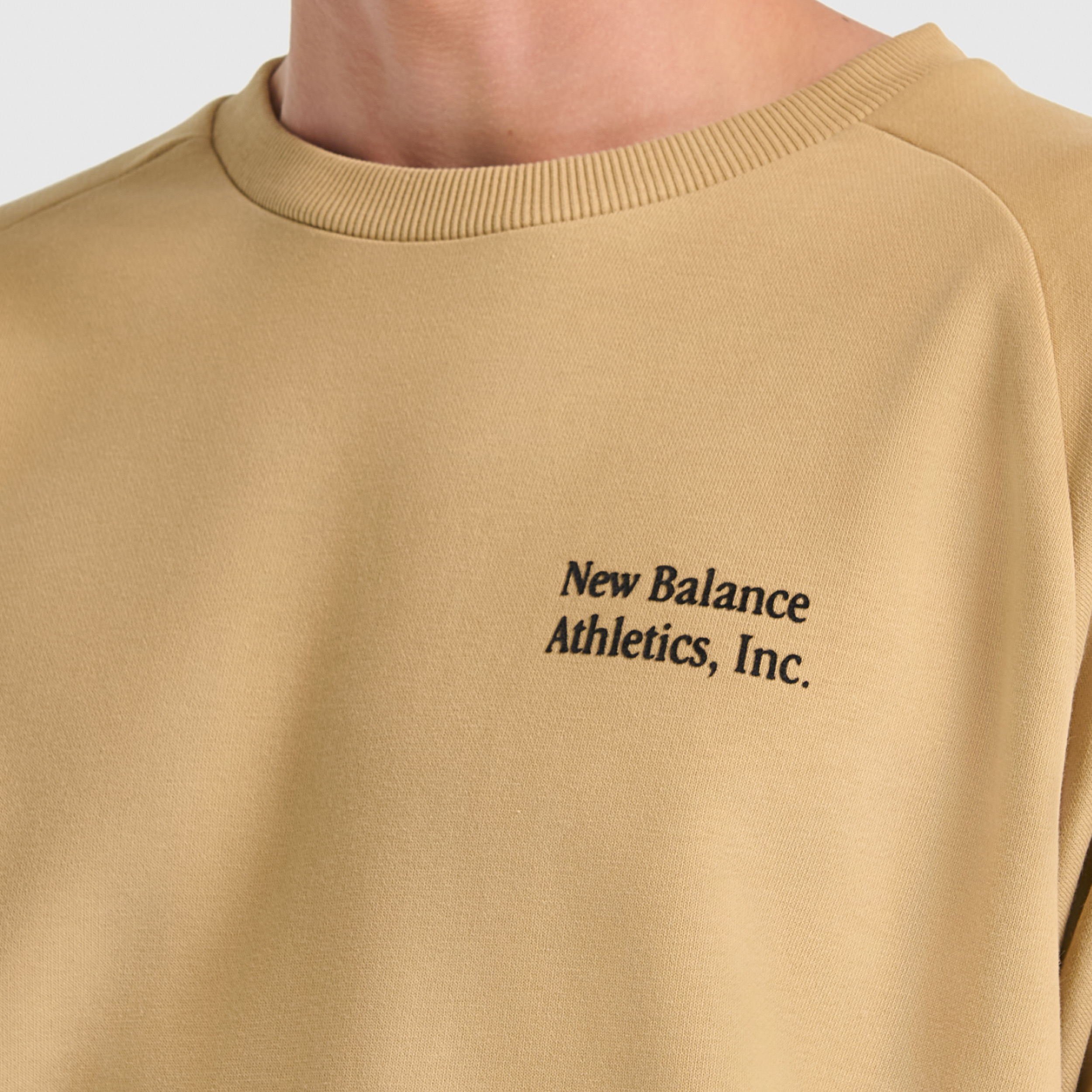 New Balance MNC3522 Bej Erkek Sweatshirt görsel 4
