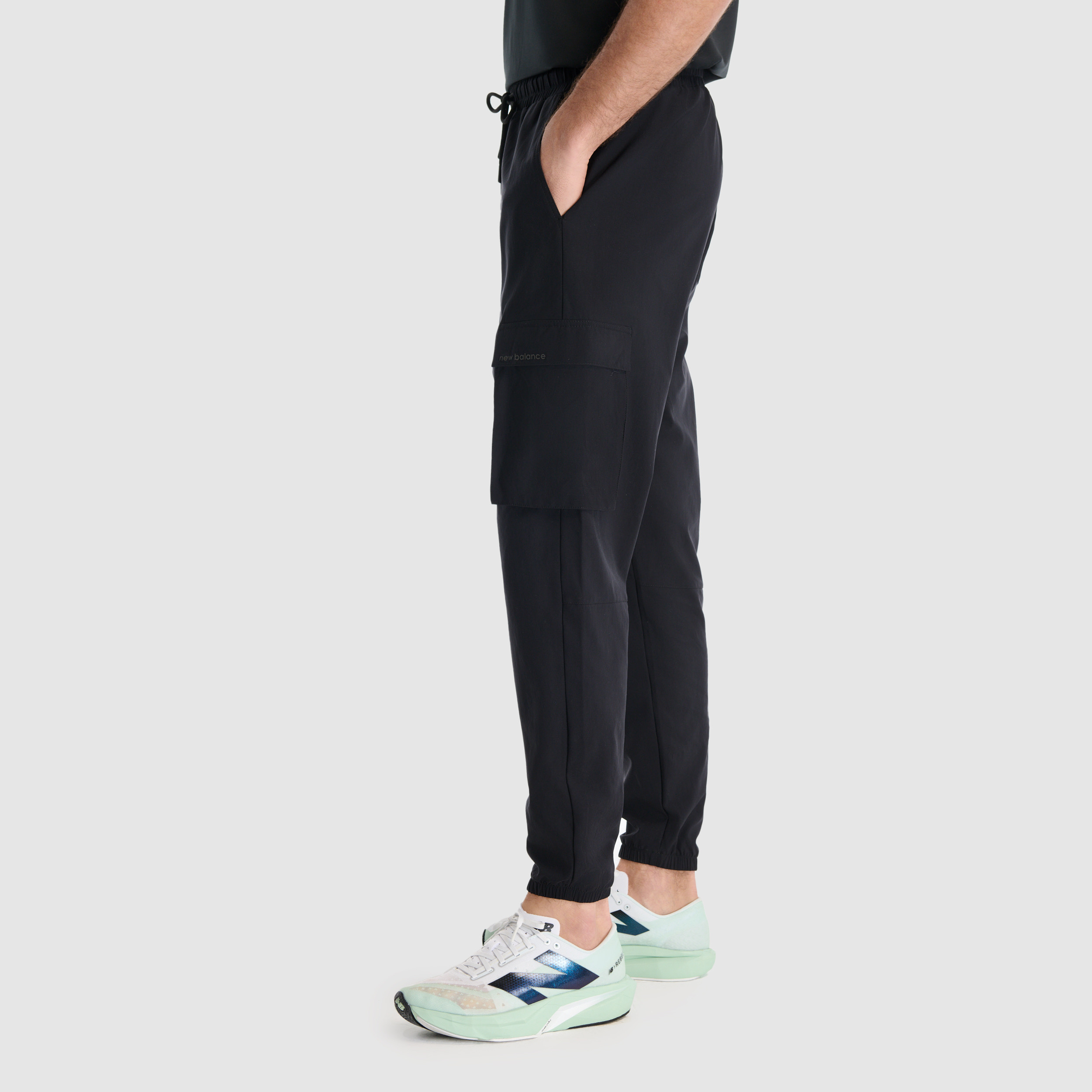 New Balance MNP1531 Siyah Erkek Eşofman Altı görsel 3