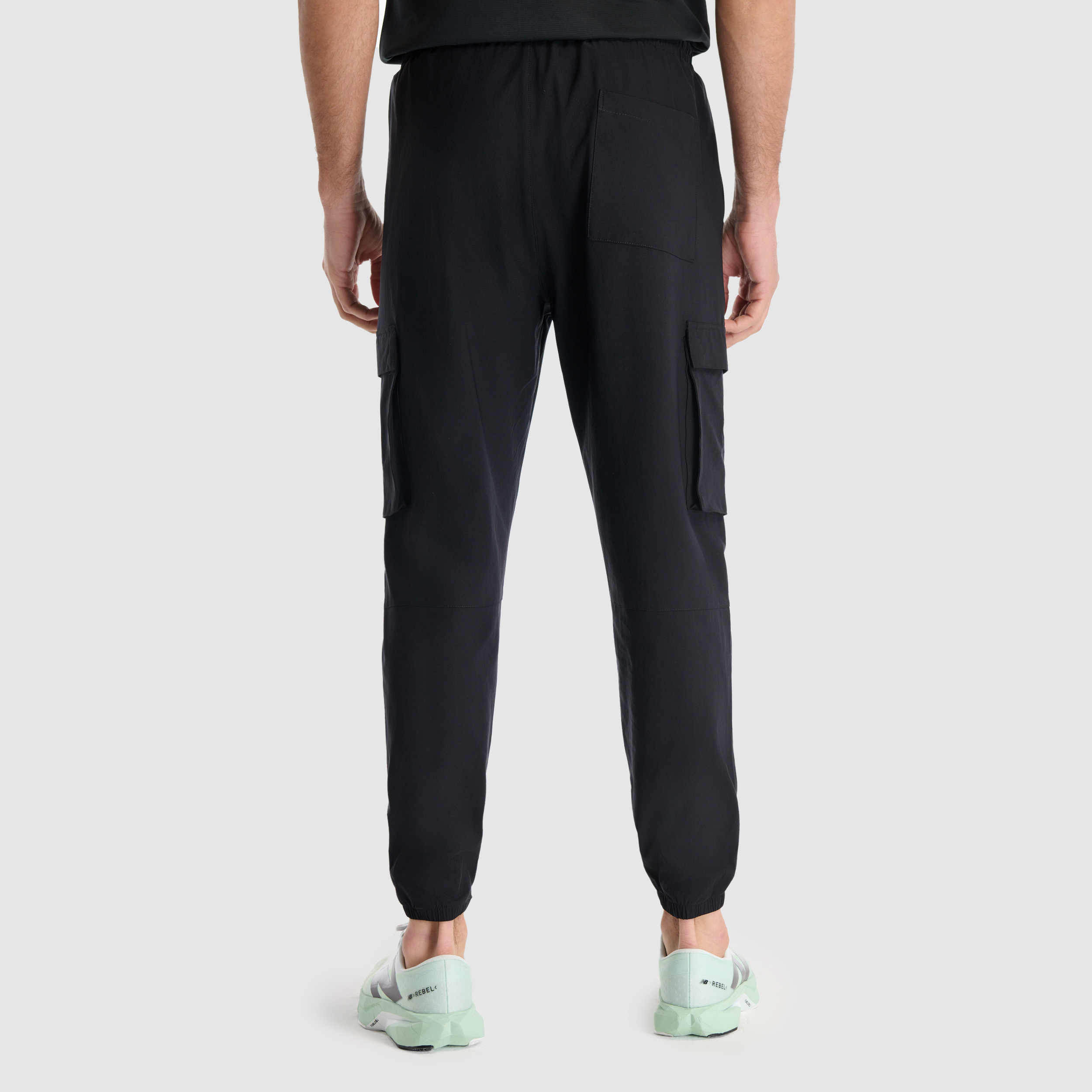 New Balance MNP1531 Siyah Erkek Eşofman Altı görsel 4