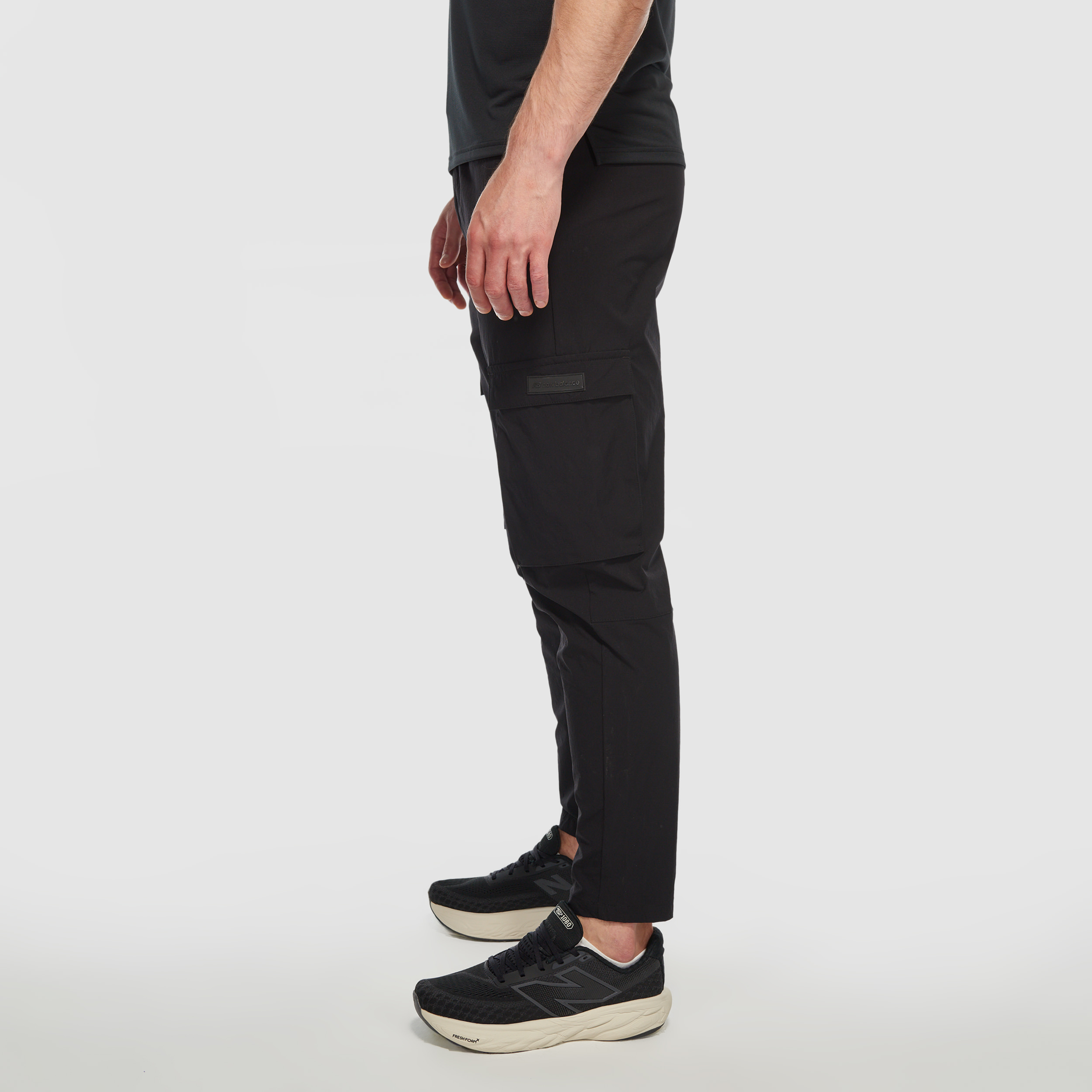 New Balance MNP3423 Siyah Erkek Eşofman Altı görsel 2