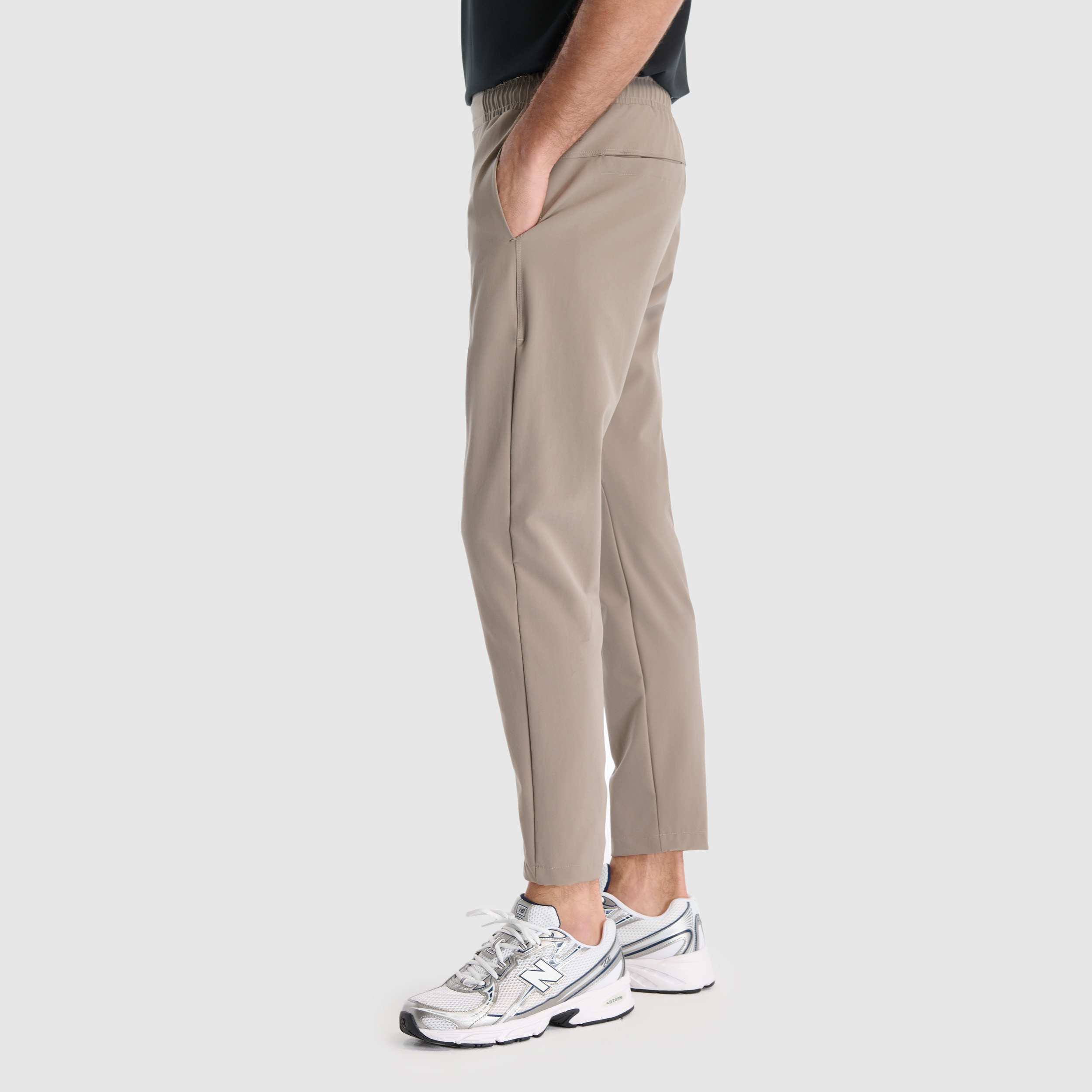 New Balance MNP3433 Bej Erkek Eşofman Altı görsel 3