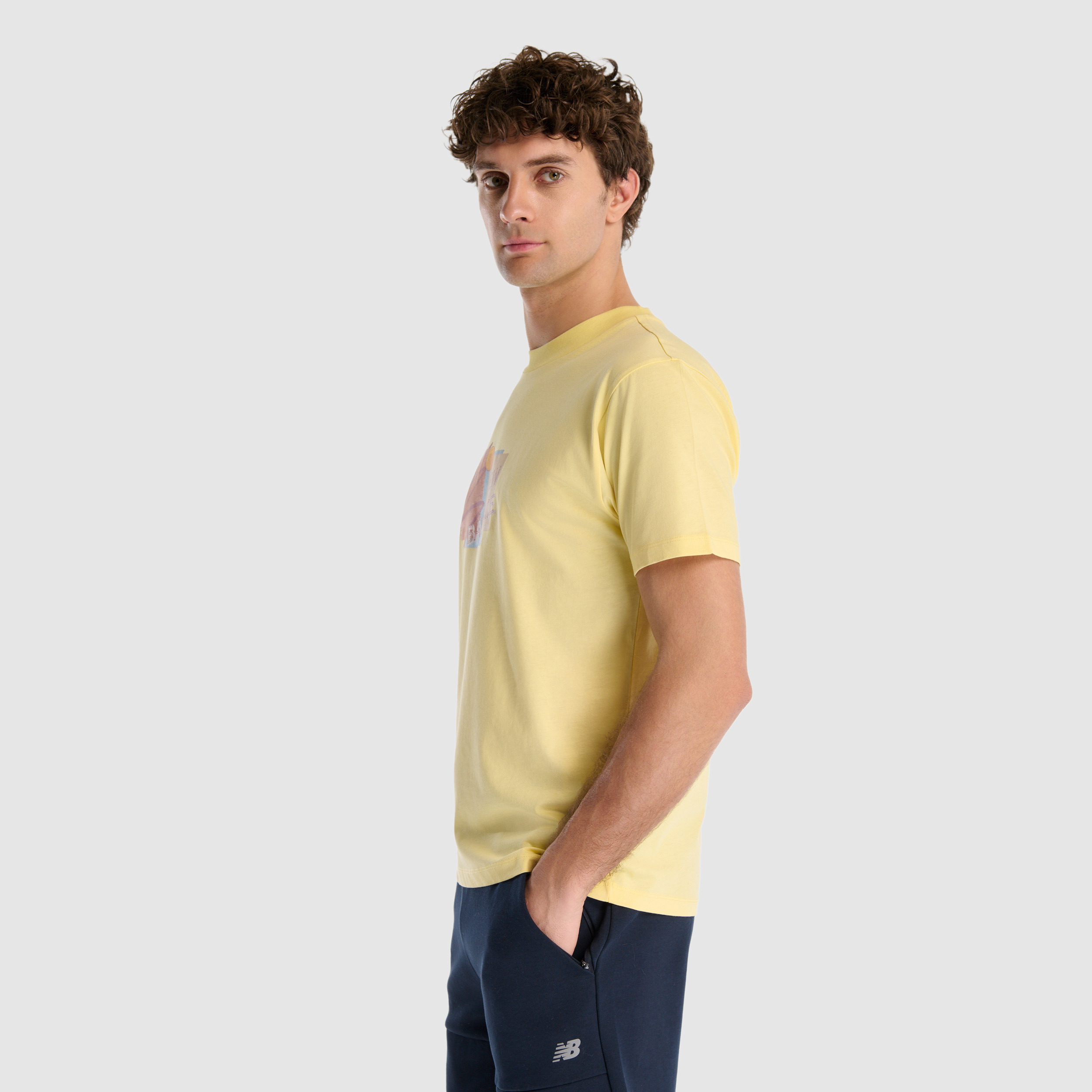 New Balance MNT1511 Sarı Erkek Tişört görsel 3