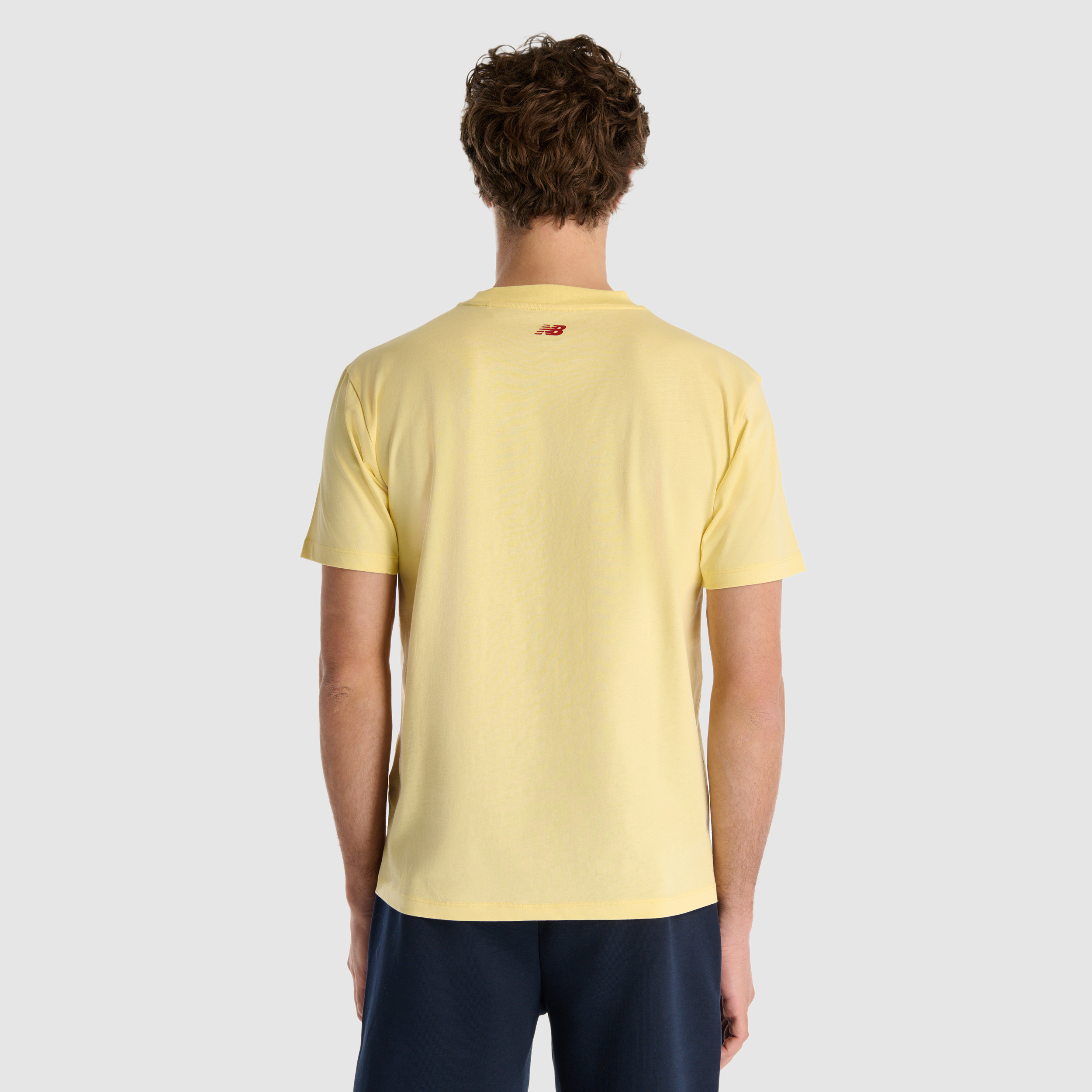 New Balance MNT1511 Sarı Erkek Tişört görsel 4