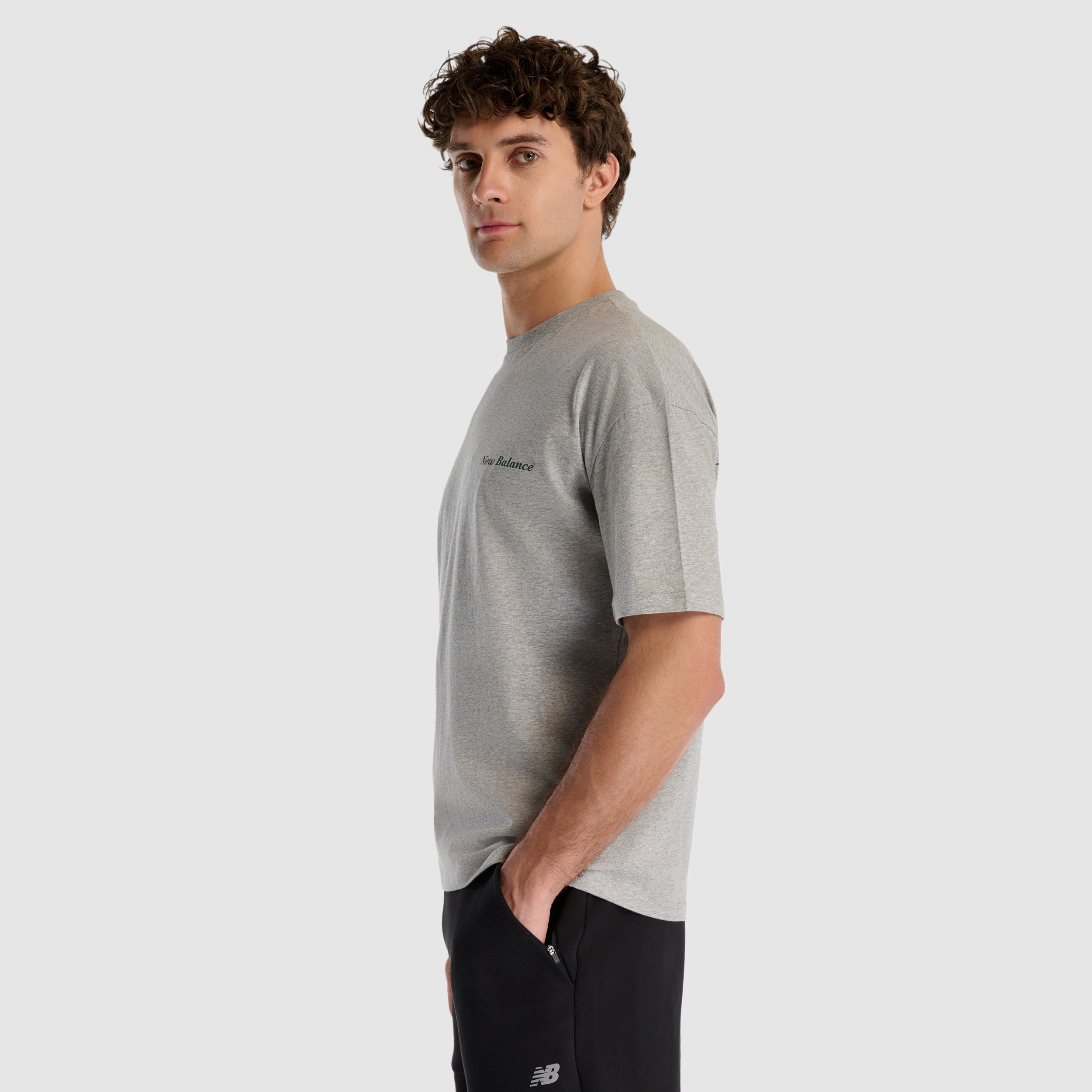 New Balance MNT1528 Gri Erkek Tişört görsel 3