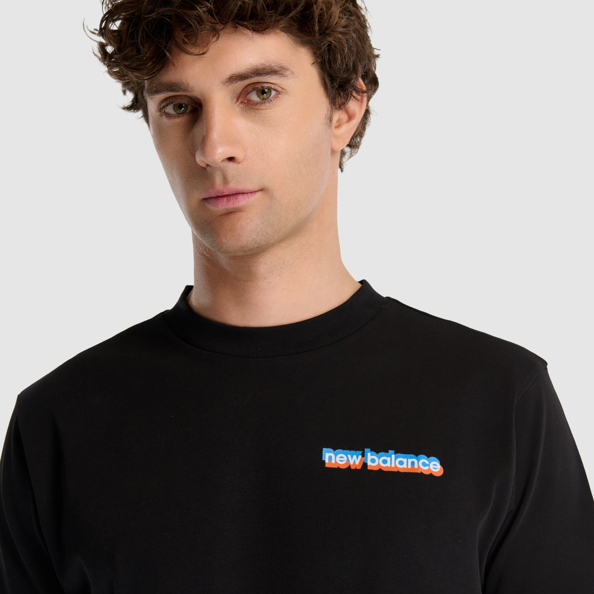 New Balance MNT1533 Siyah Erkek Tişört görsel 5