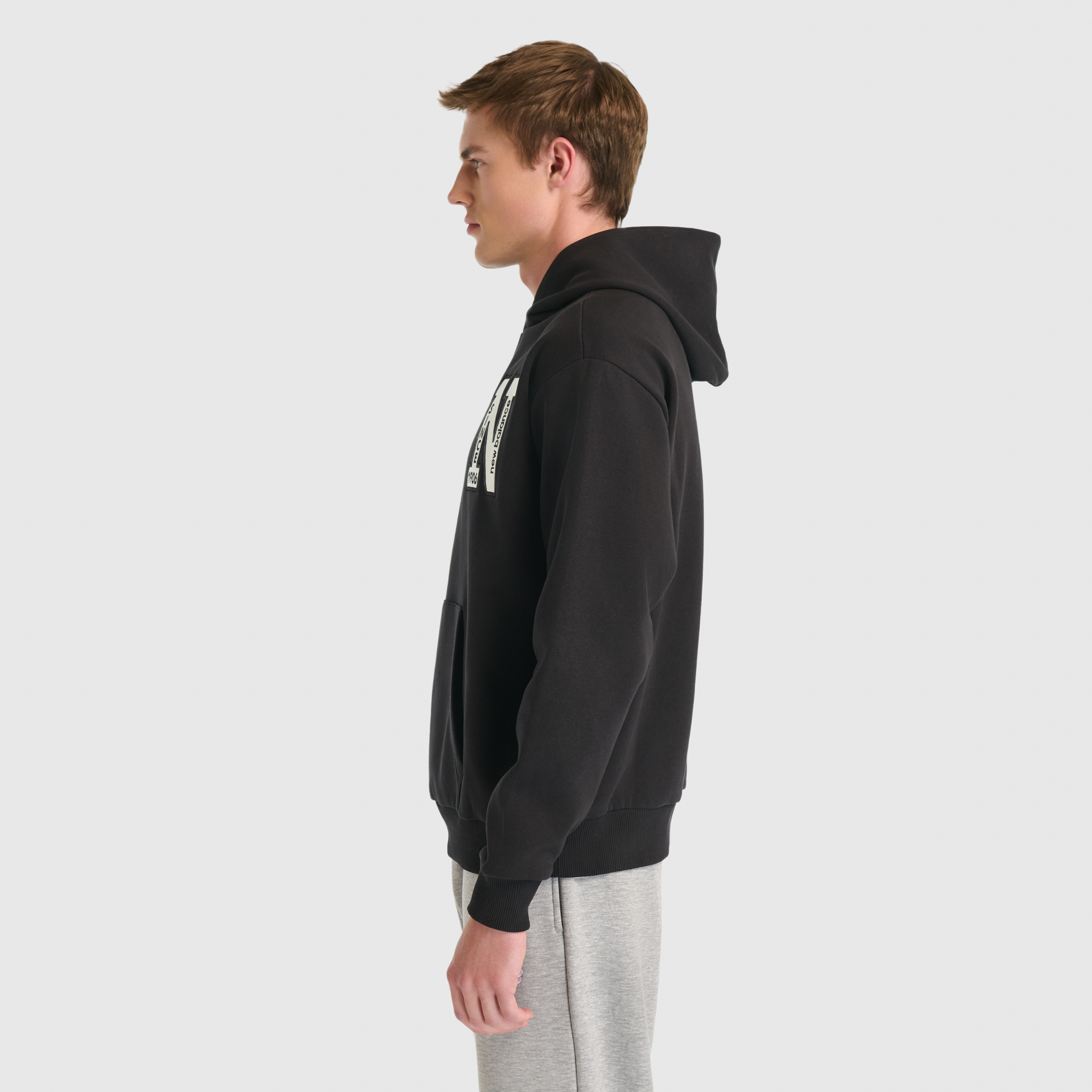 New Balance UNH3534 Siyah Unisex Sweatshirt görsel 3