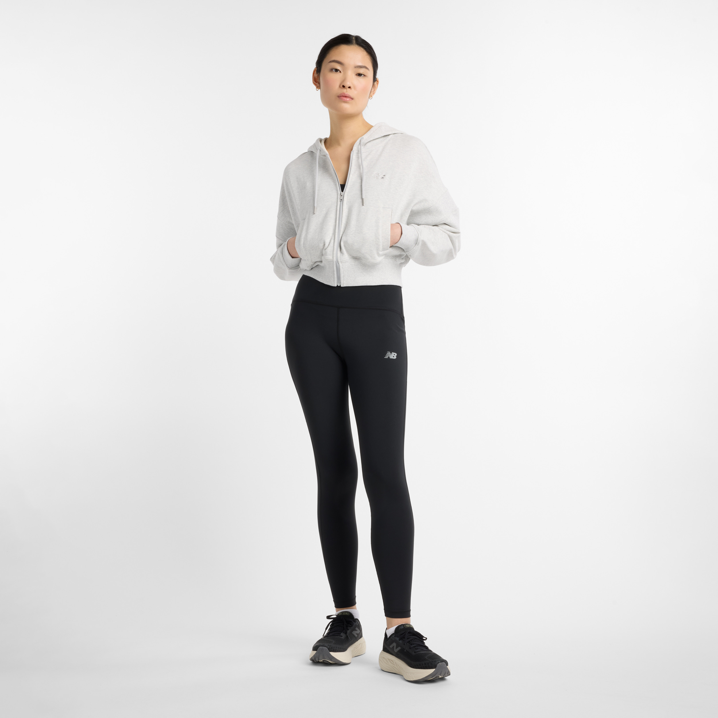 New Balance Gri Kadın Sweatshirt görsel 2