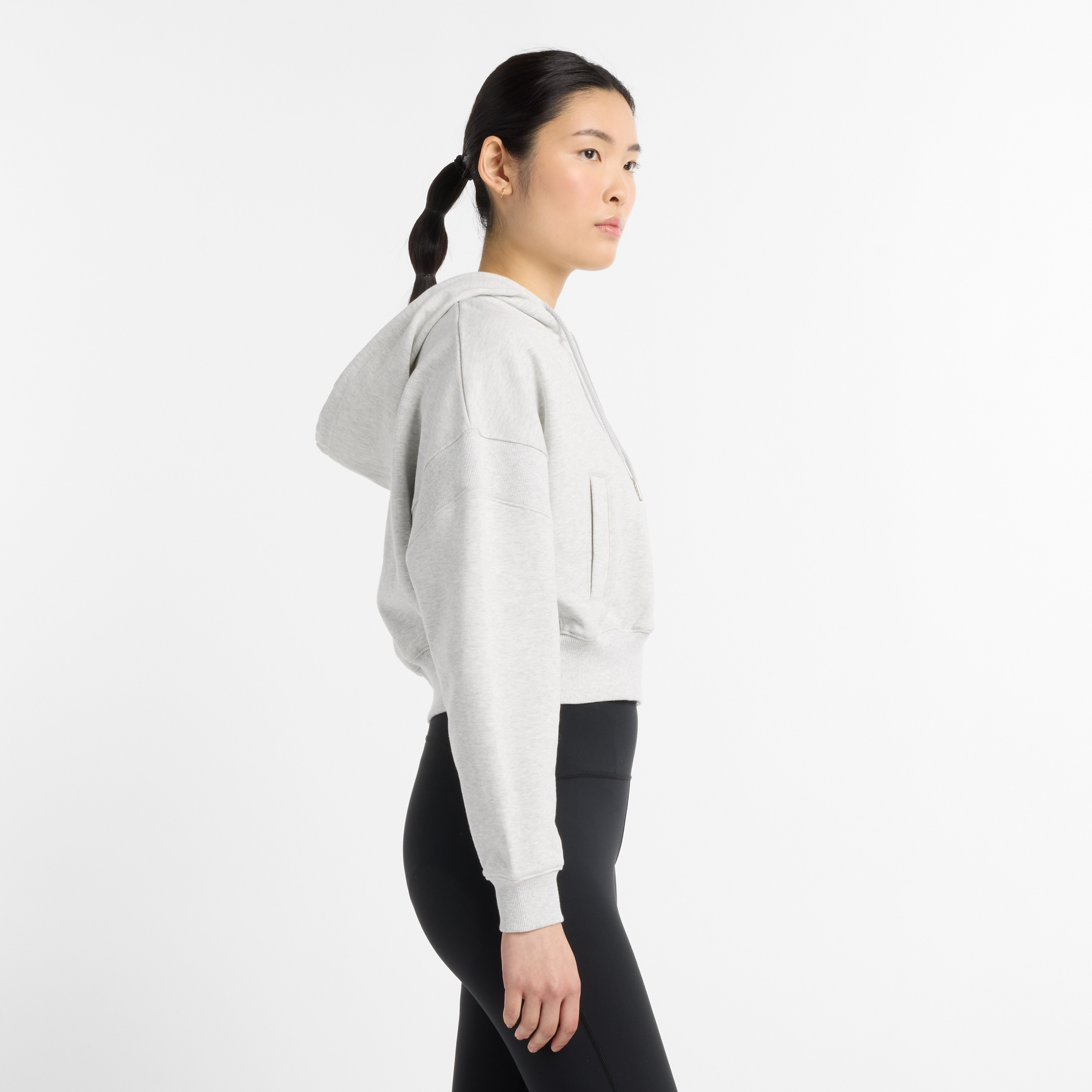 New Balance Gri Kadın Sweatshirt görsel 4