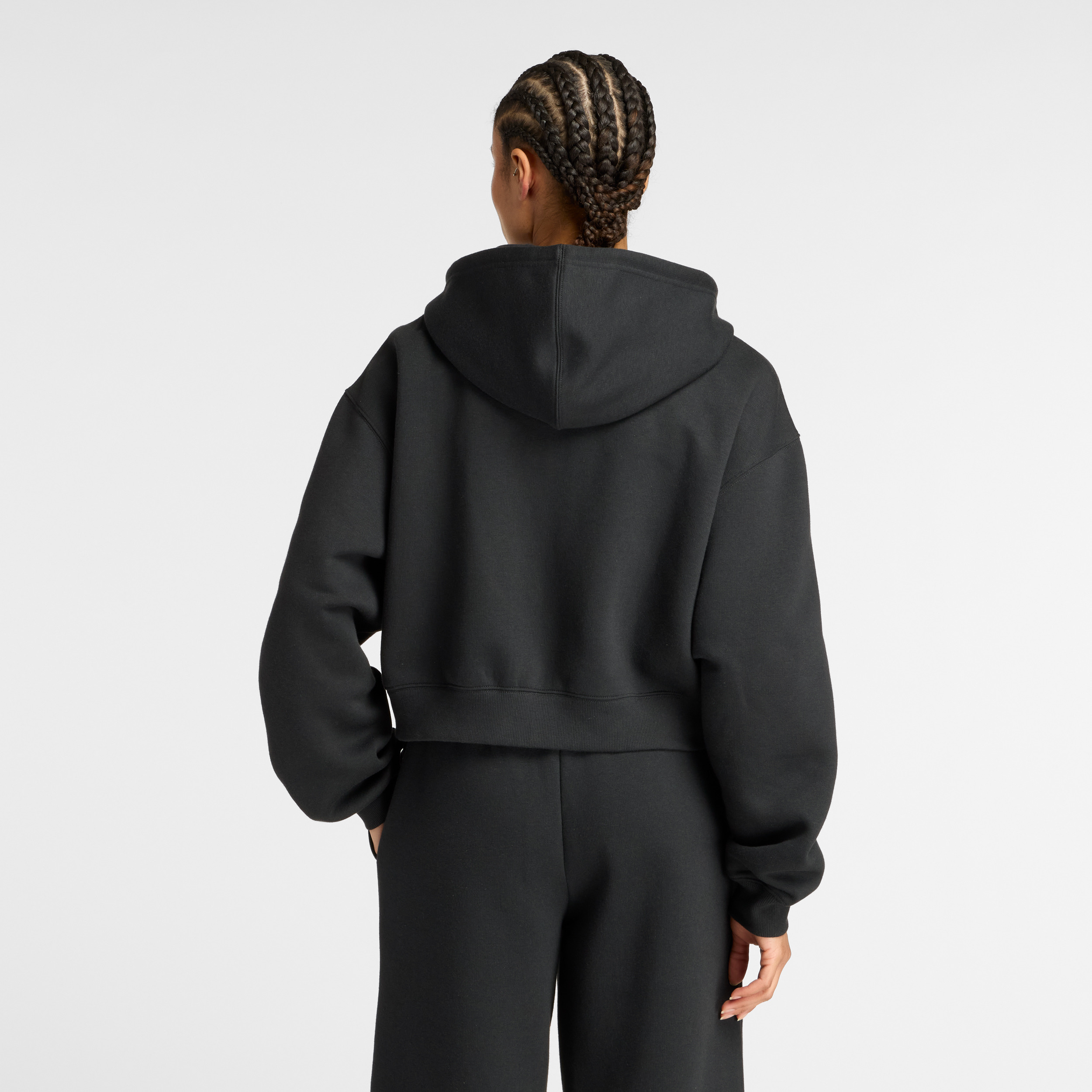 New Balance Siyah Kadın Sweatshirt görsel 3