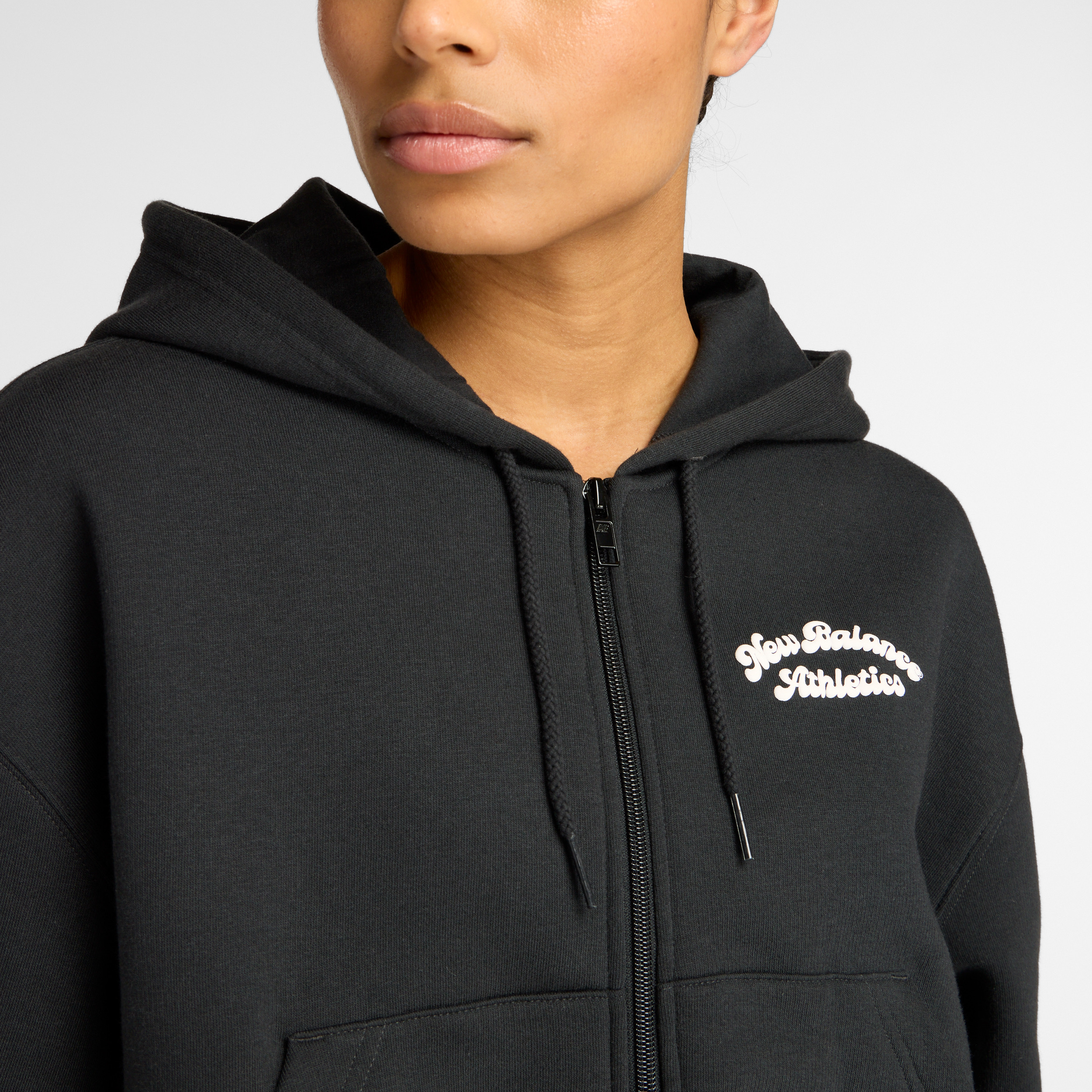 New Balance Siyah Kadın Sweatshirt görsel 4