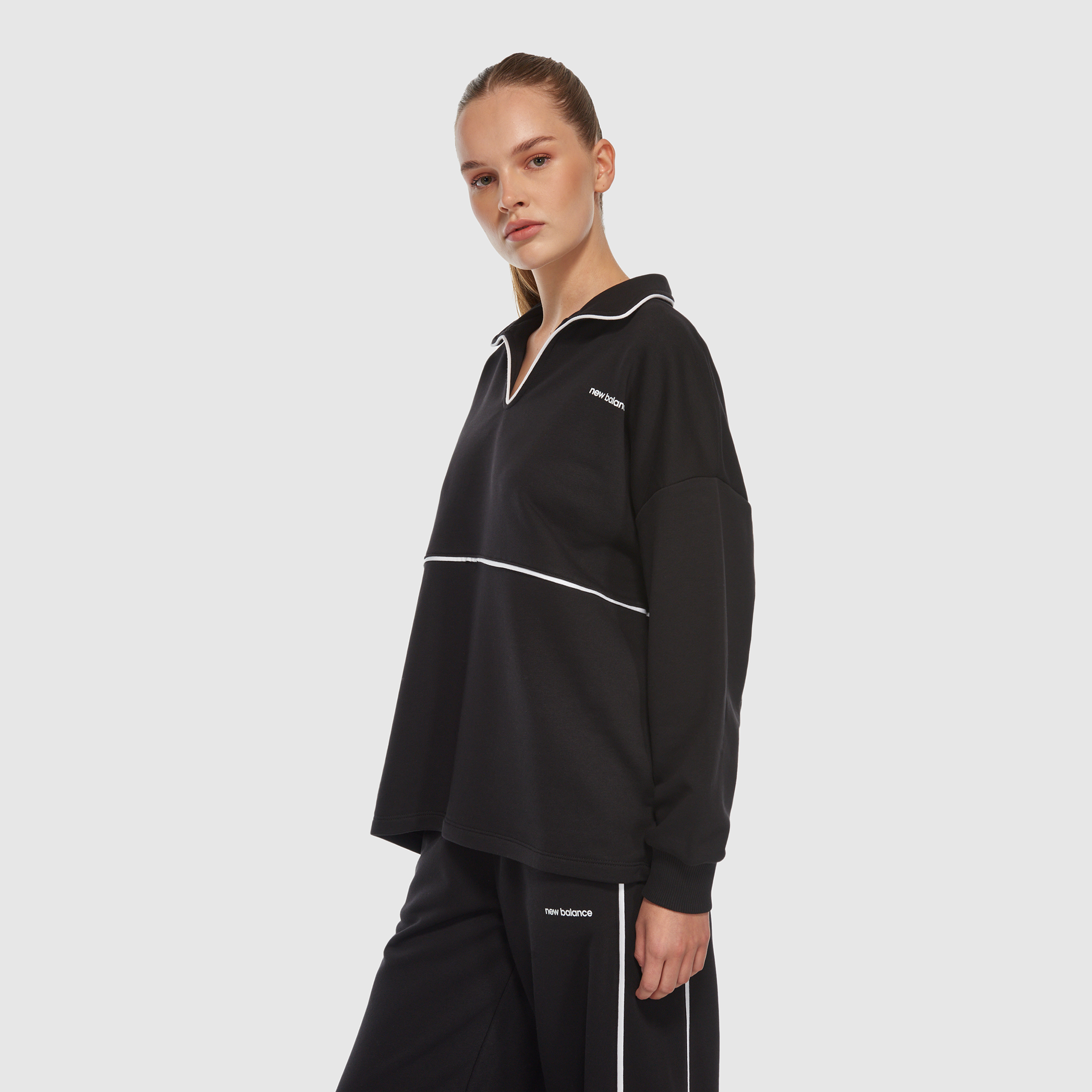New Balance WNC3402 Siyah Kadın Sweatshirt görsel 2