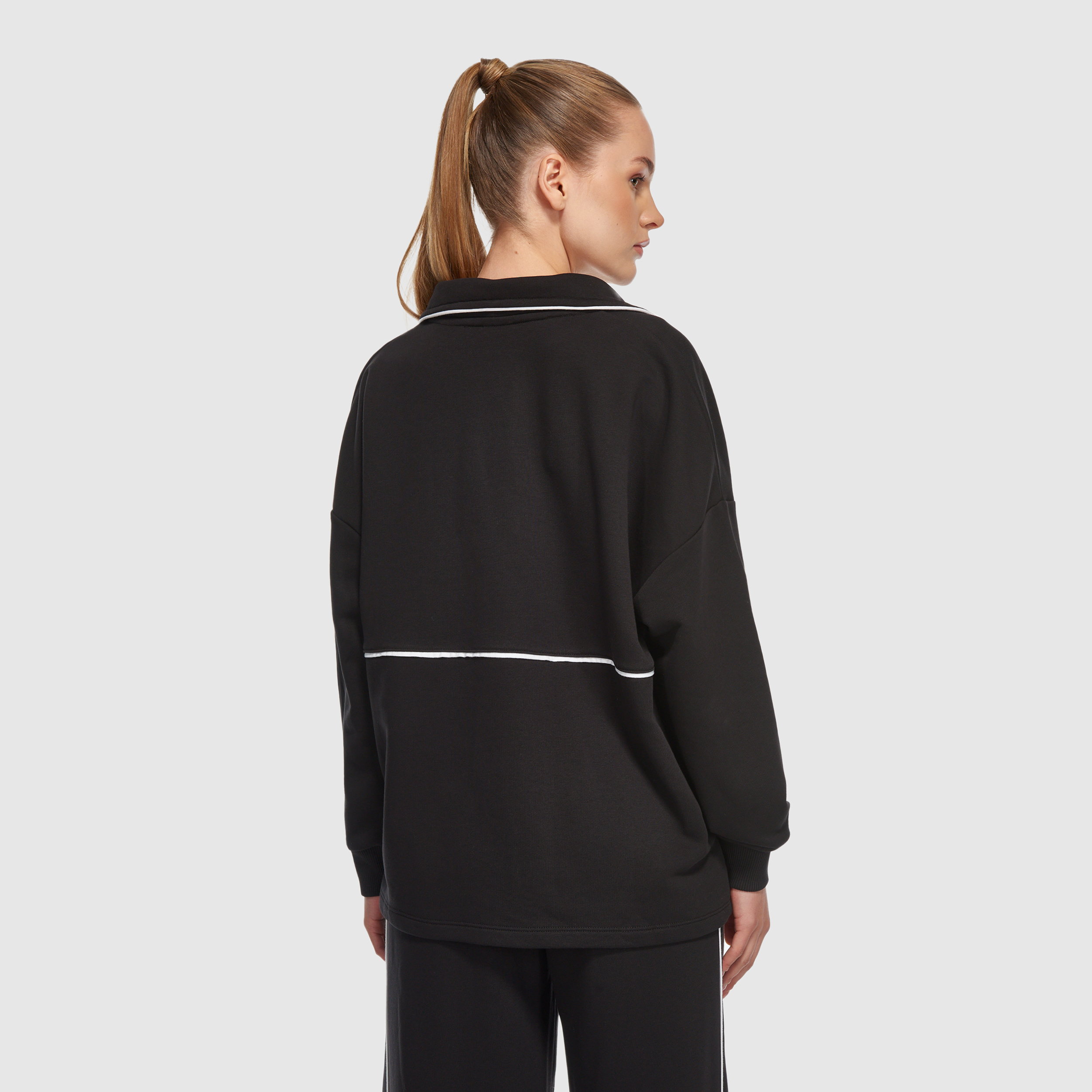 New Balance WNC3402 Siyah Kadın Sweatshirt görsel 3