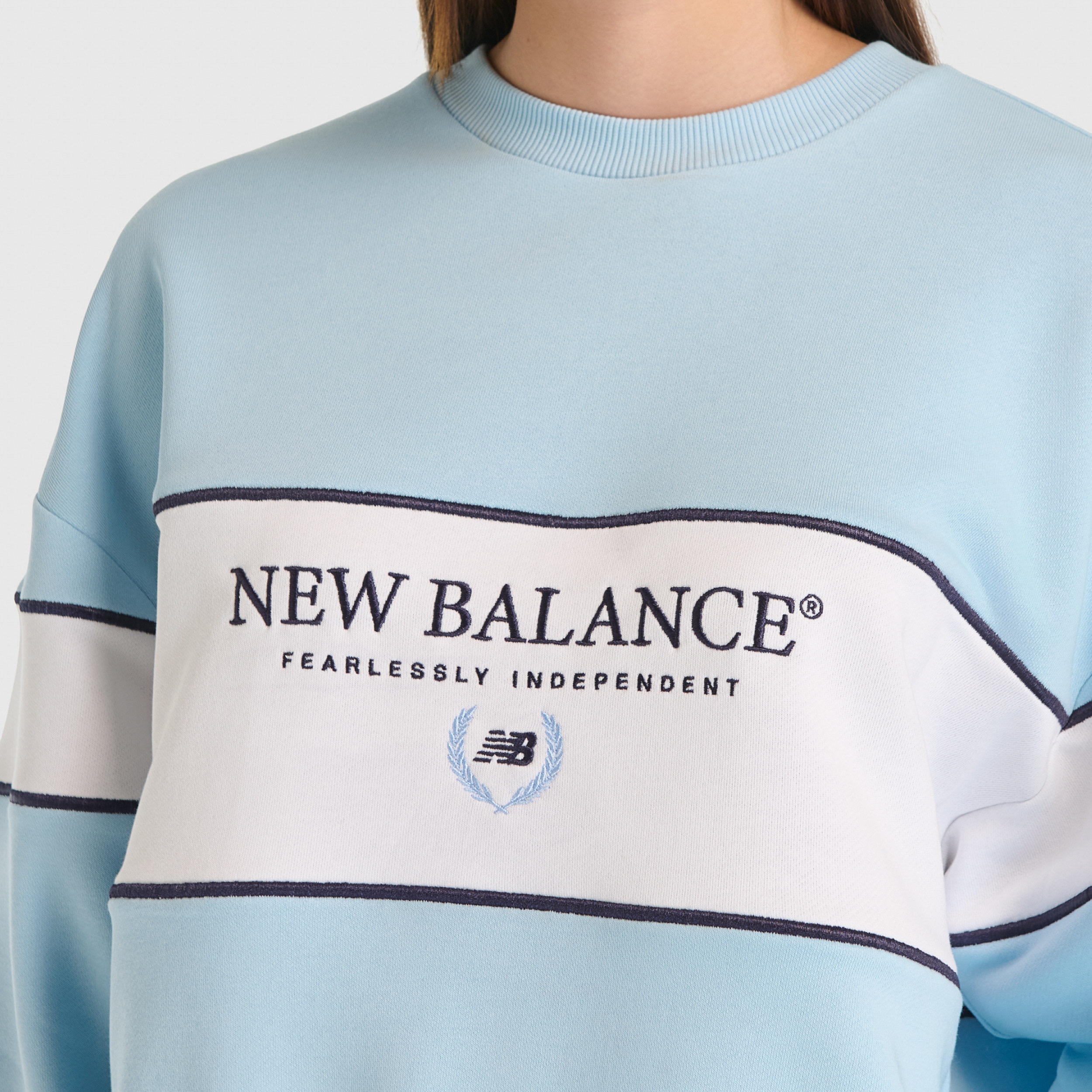 New Balance WNC3507 Mavi Kadın Sweatshirt görsel 4