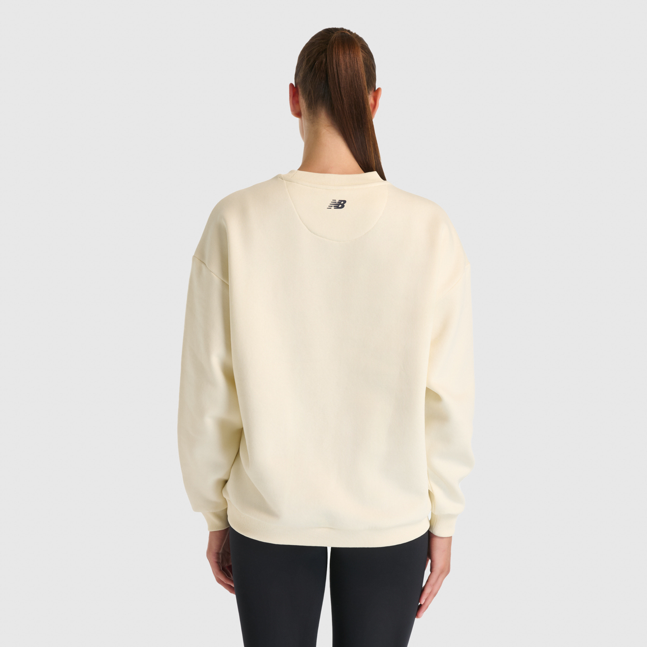 New Balance WNC3514 Bej Kadın Sweatshirt görsel 3