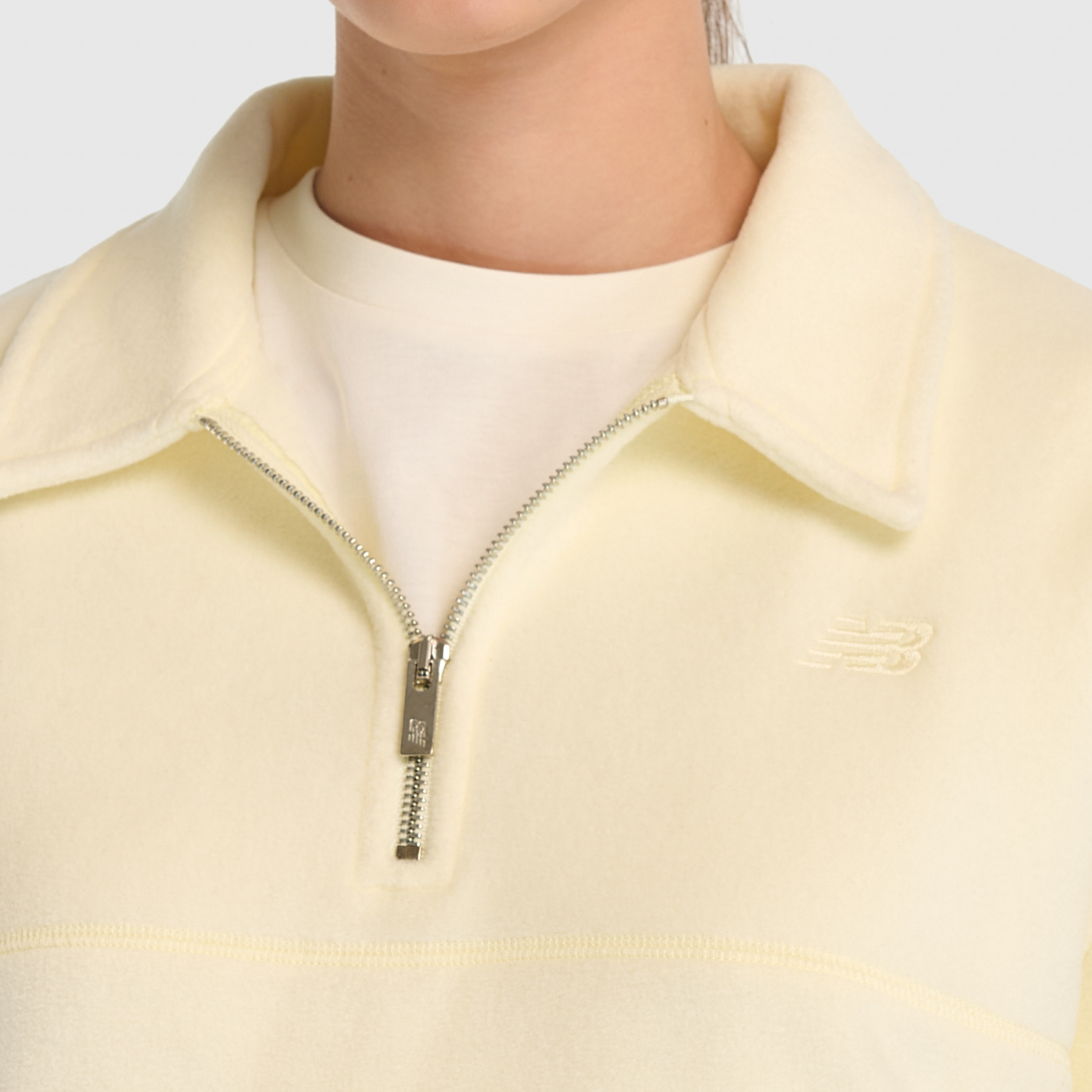 New Balance WNC3520 Bej Kadın Sweatshirt görsel 5
