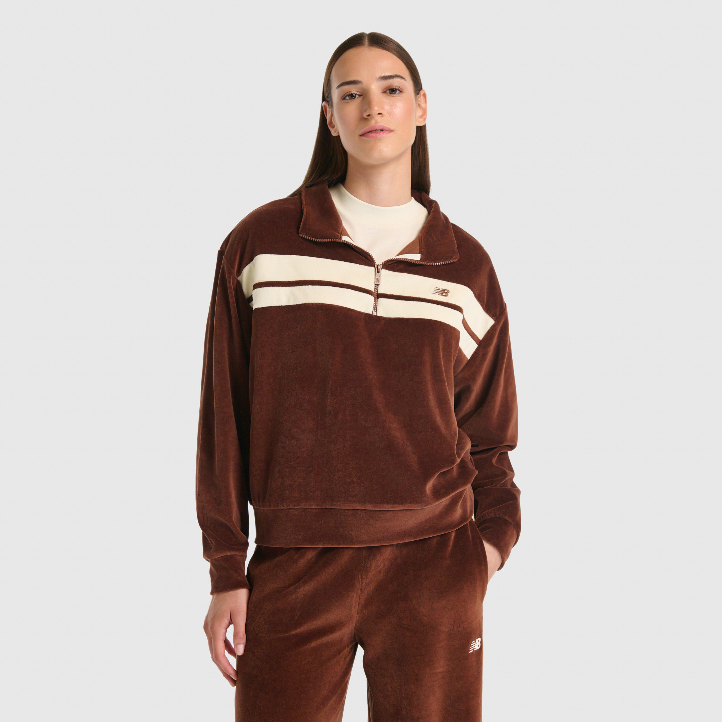 New Balance WNC3551 Kahverengi Kadın Sweatshirt görsel 2