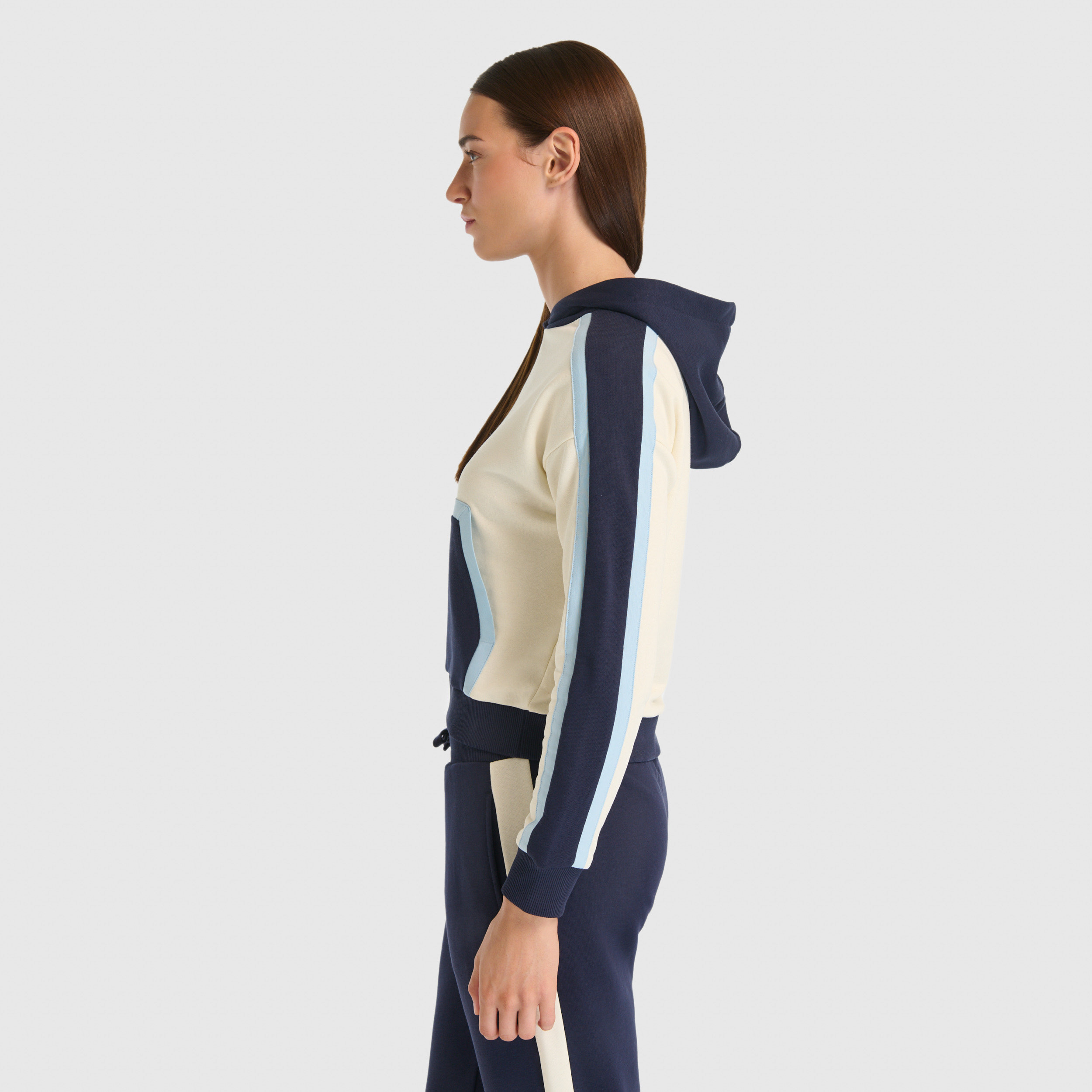 New Balance WNH3511 Bej Kadın Sweatshirt görsel 2
