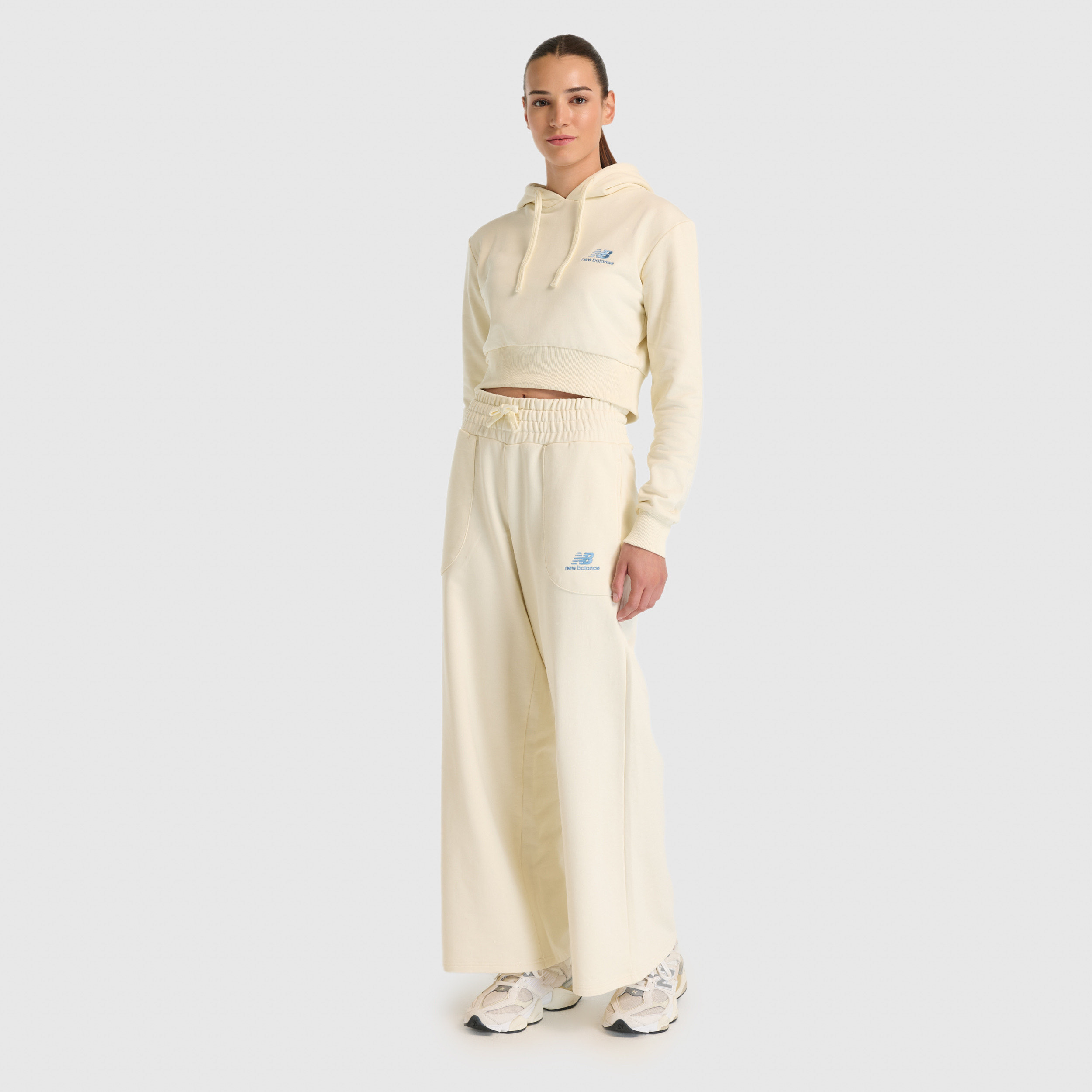 New Balance WNH3515 Bej Kadın Sweatshirt görsel 5