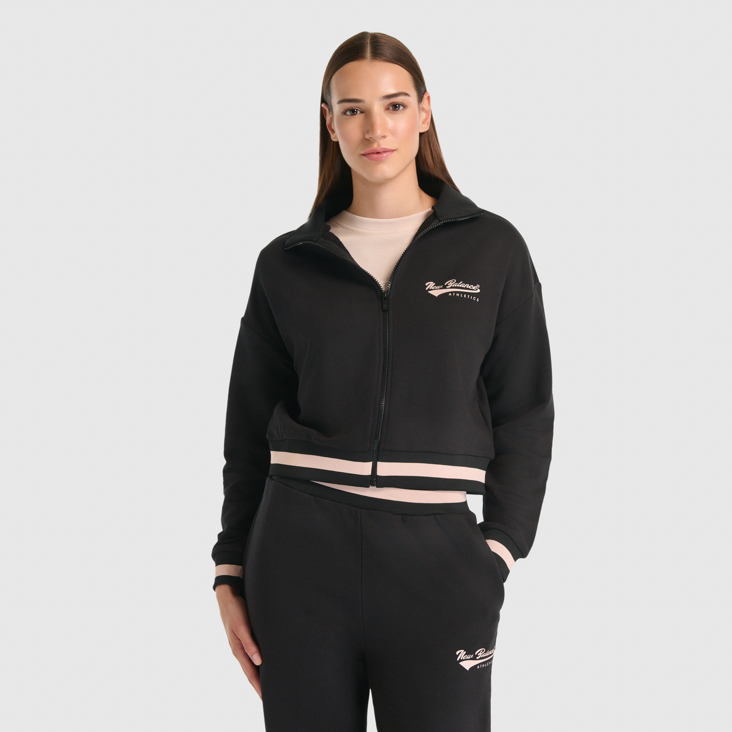 New Balance WNJ3509 Siyah Kadın Sweatshirt görsel 2