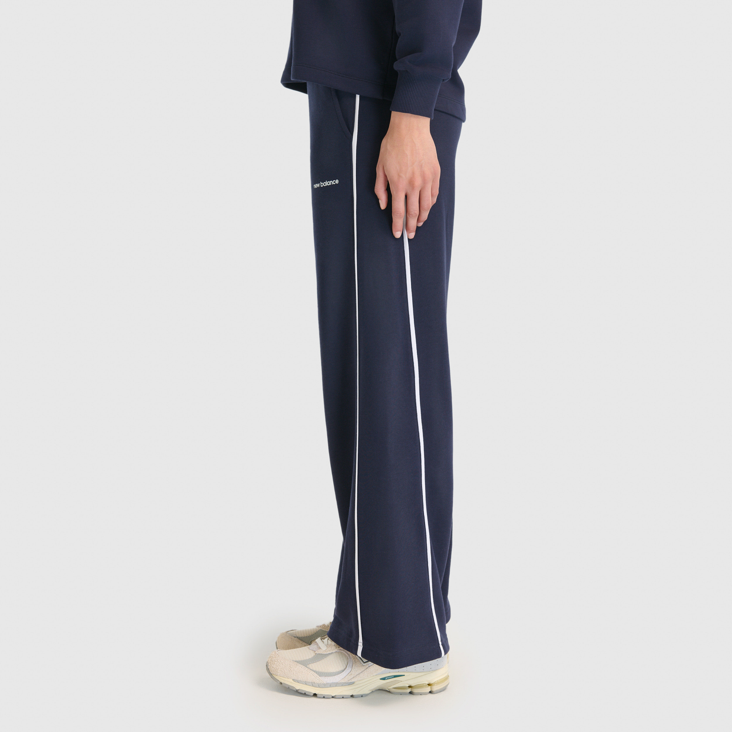 New Balance WNP3402 Lacivert Kadın Eşofman Altı görsel 2