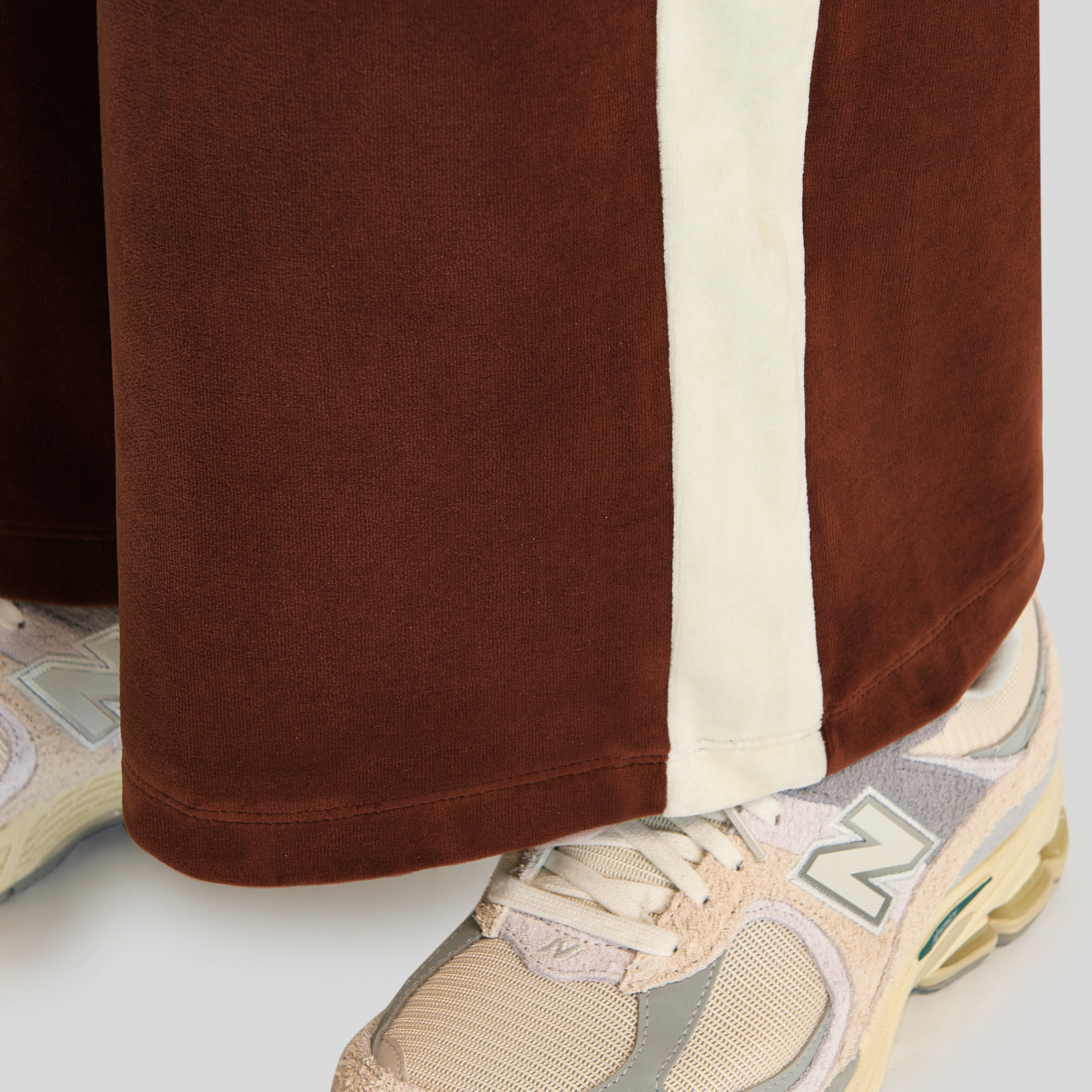 New Balance WNP3506 Kahverengi Kadın Eşofman Altı görsel 5