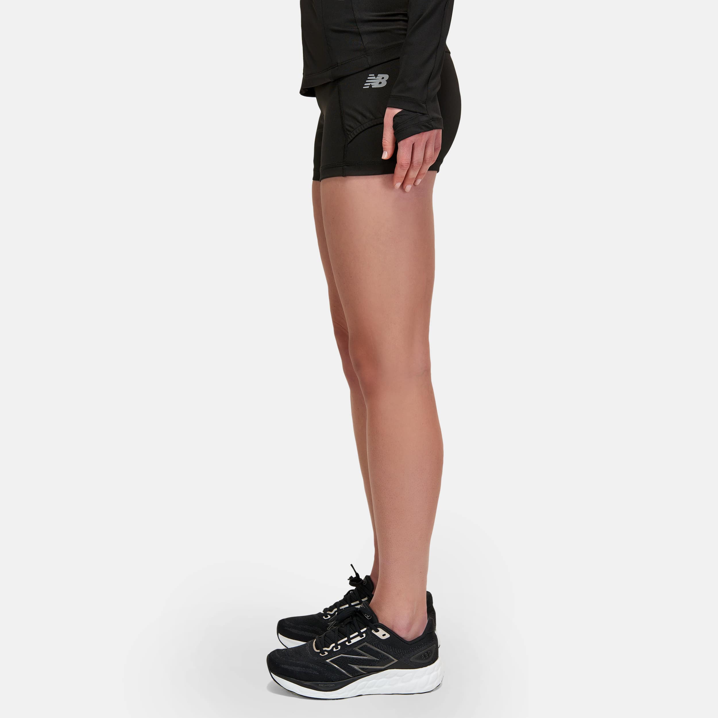 New Balance WNS1430 Siyah Kadın Şort görsel 3