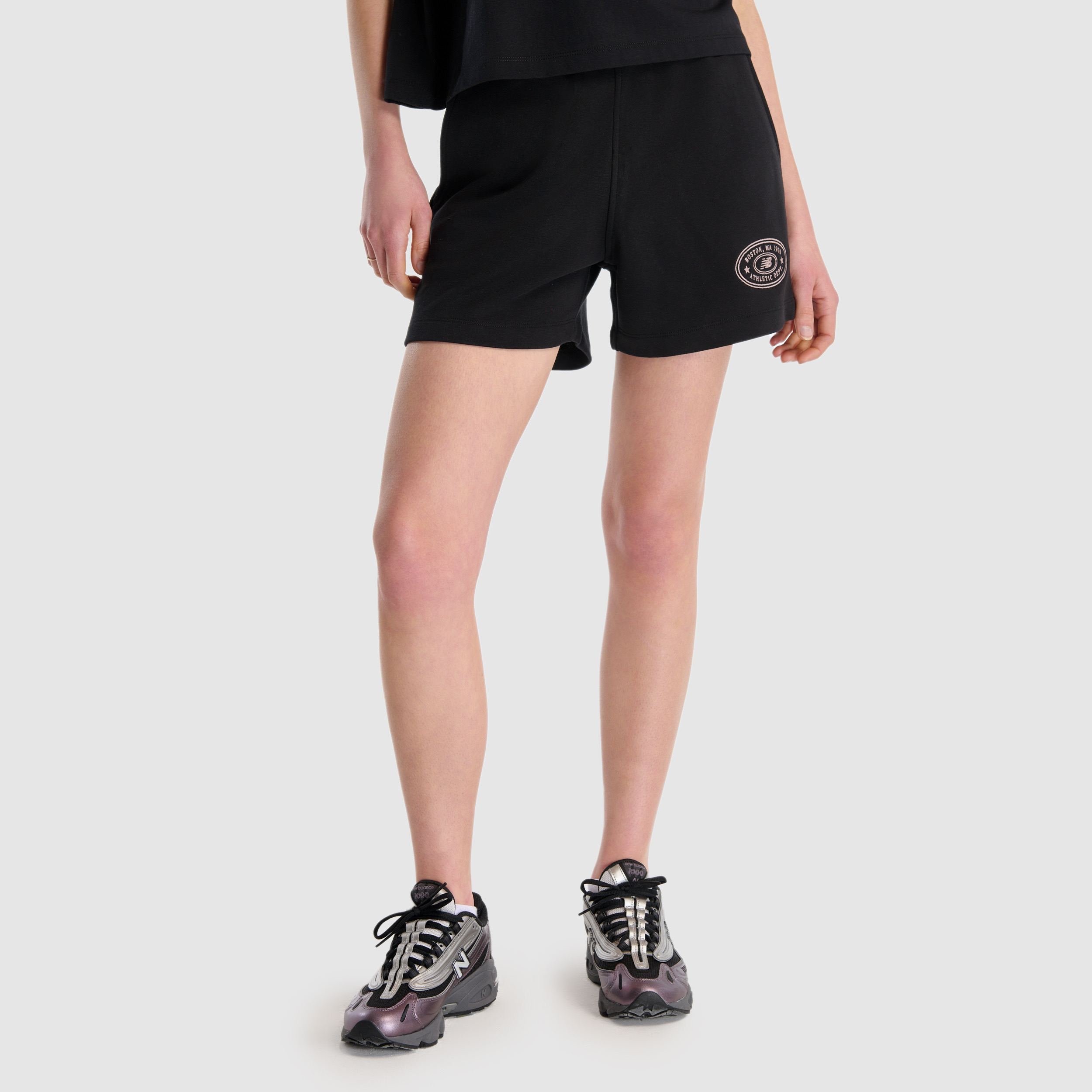 New Balance WNS1508 Siyah Kadın Şort