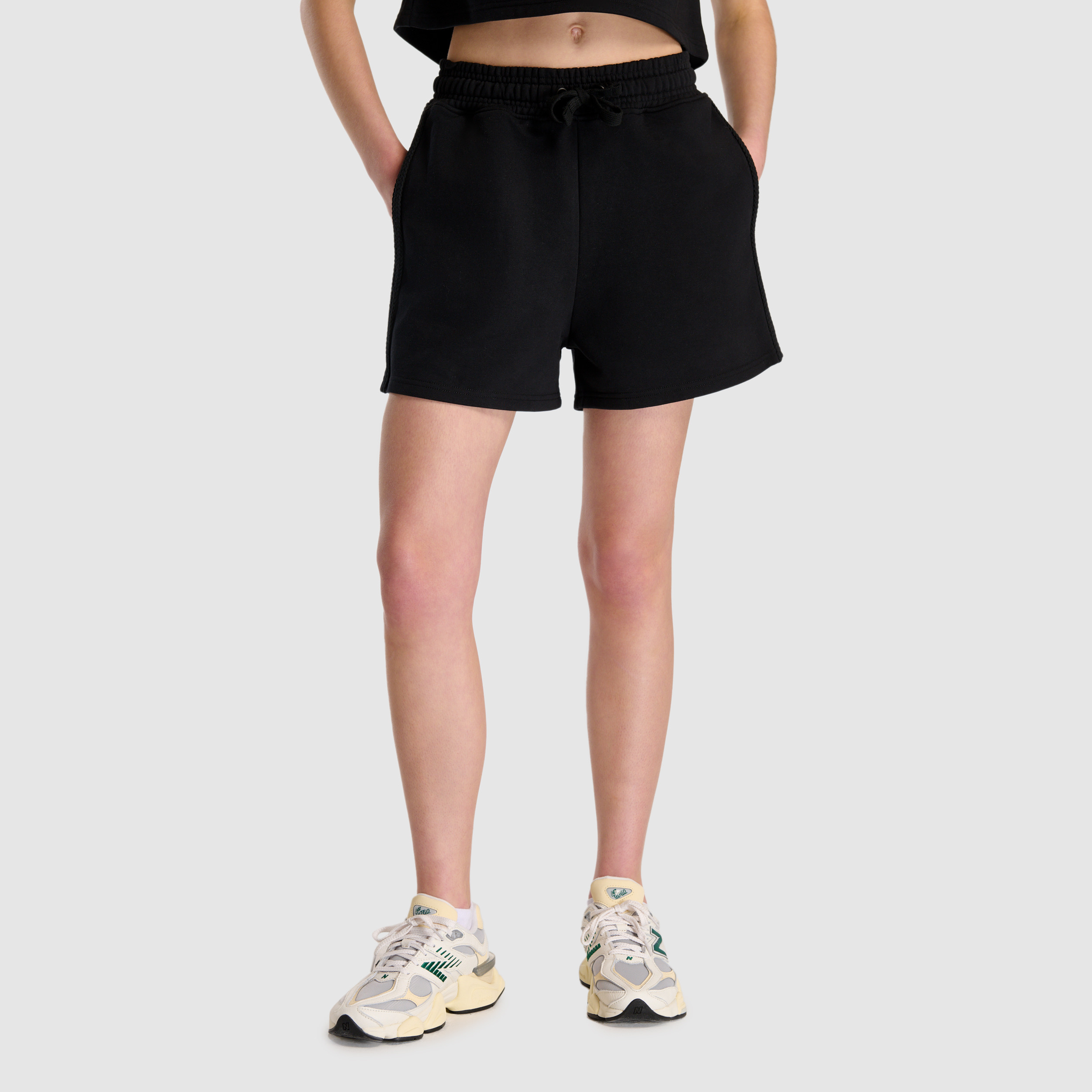 New Balance WNS1514 Siyah Kadın Şort