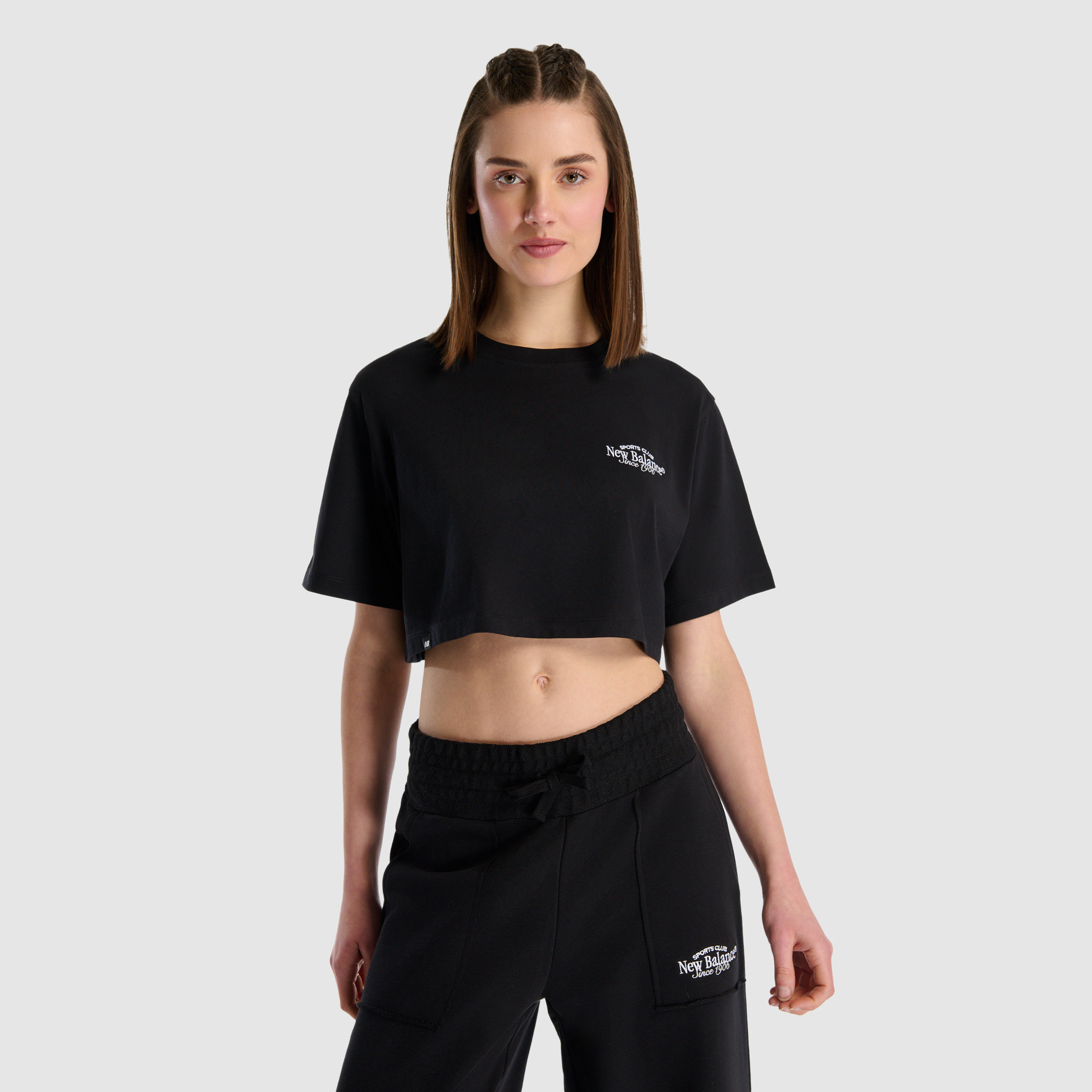 New Balance WNT1506 Siyah Kadın Tişört görsel 2