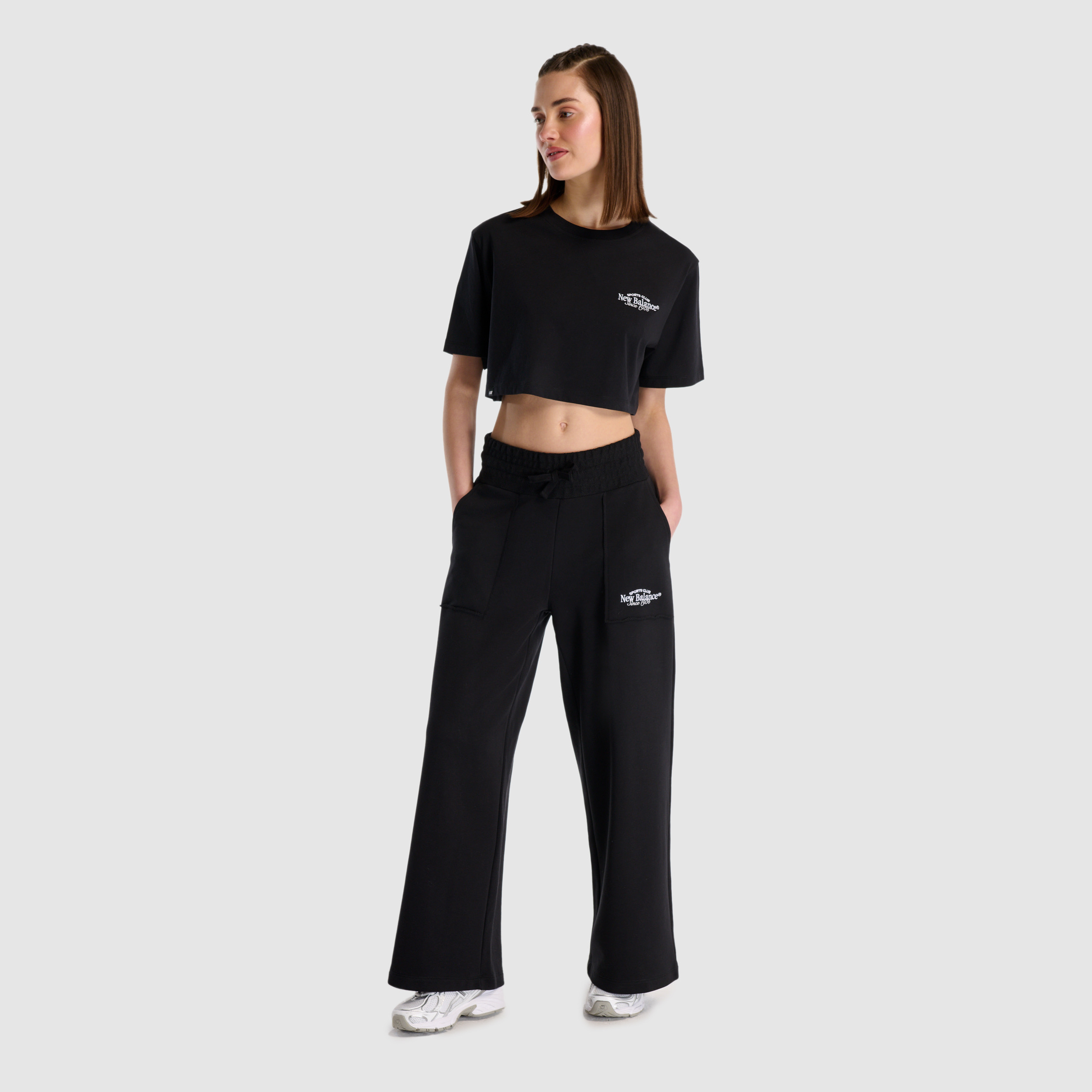 New Balance WNT1506 Siyah Kadın Tişört görsel 5
