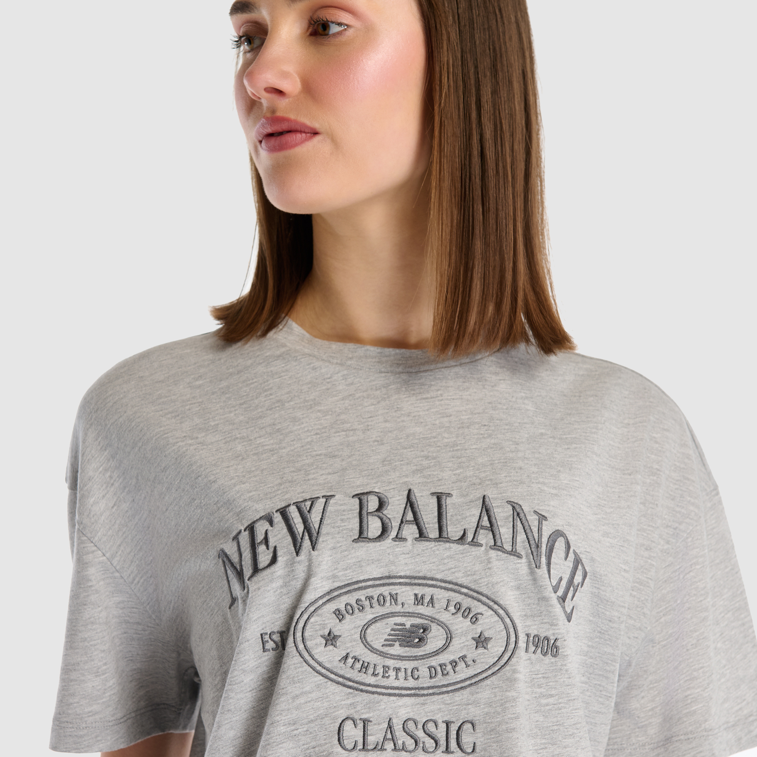 New Balance WNT1508 Gri Kadın Tişört görsel 5