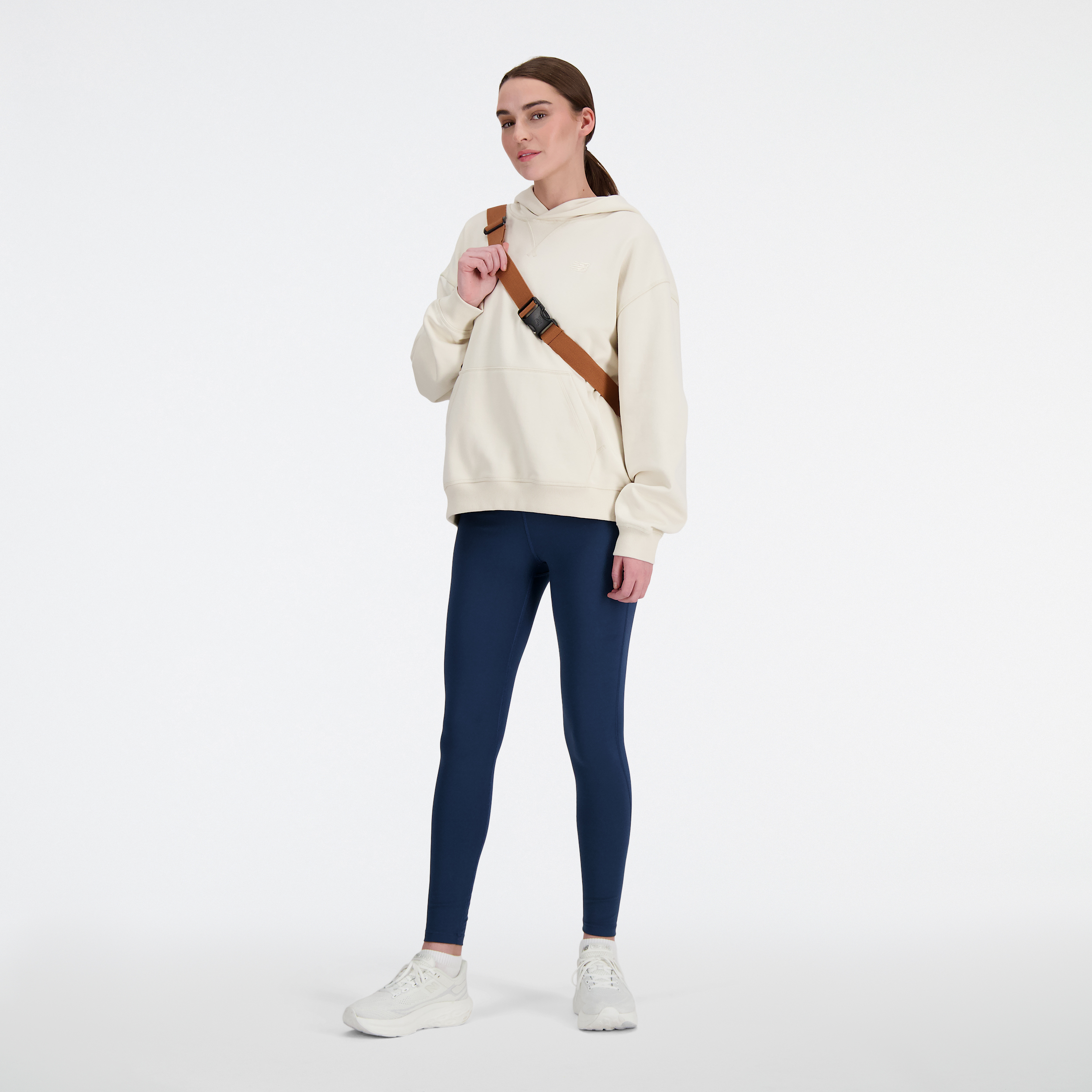 New Balance WT41537 Beyaz Kadın Sweatshirt görsel 6