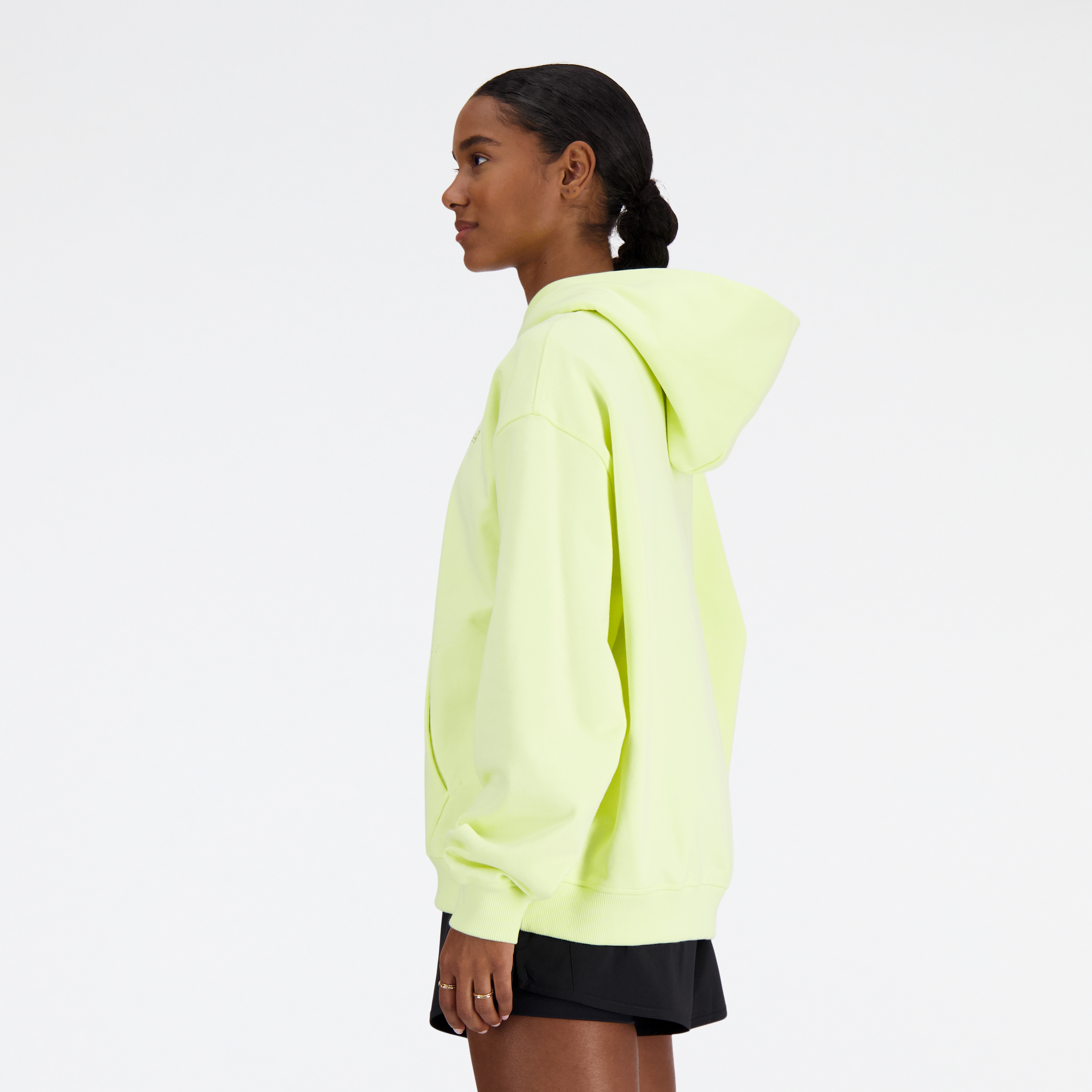New Balance WT41537 Sarı Kadın Sweatshirt görsel 2