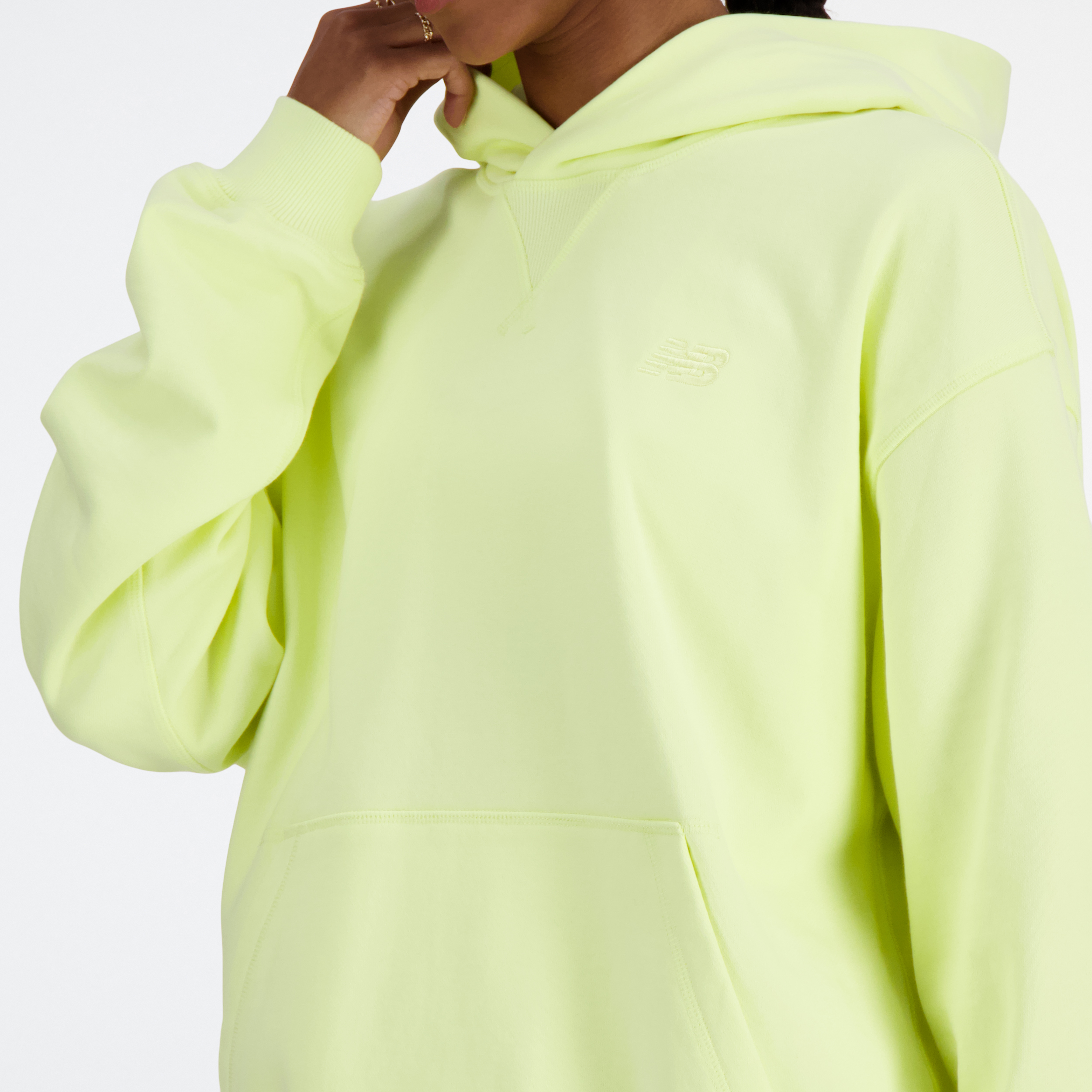 New Balance WT41537 Sarı Kadın Sweatshirt görsel 4