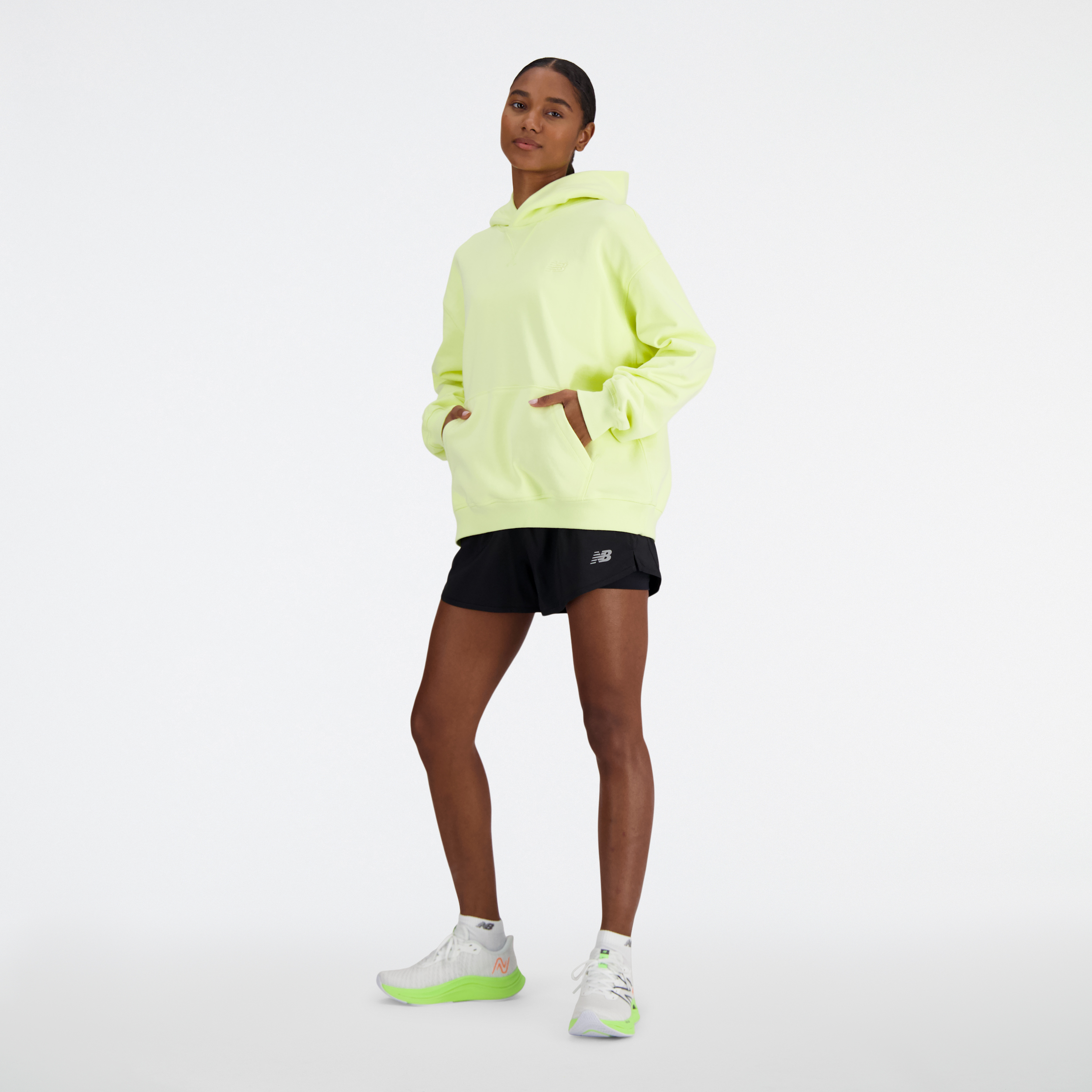 New Balance WT41537 Sarı Kadın Sweatshirt görsel 8