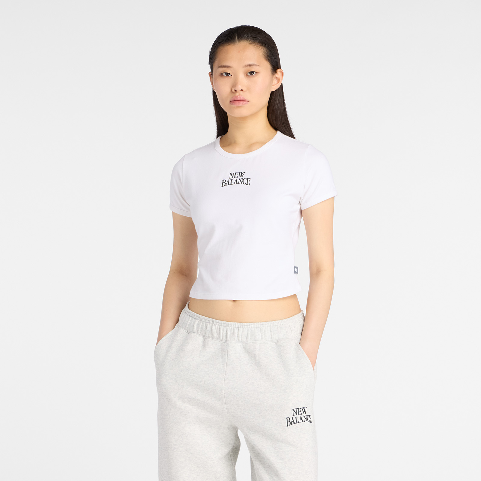 New Balance WT61Y33Q Beyaz Kadın Tişört